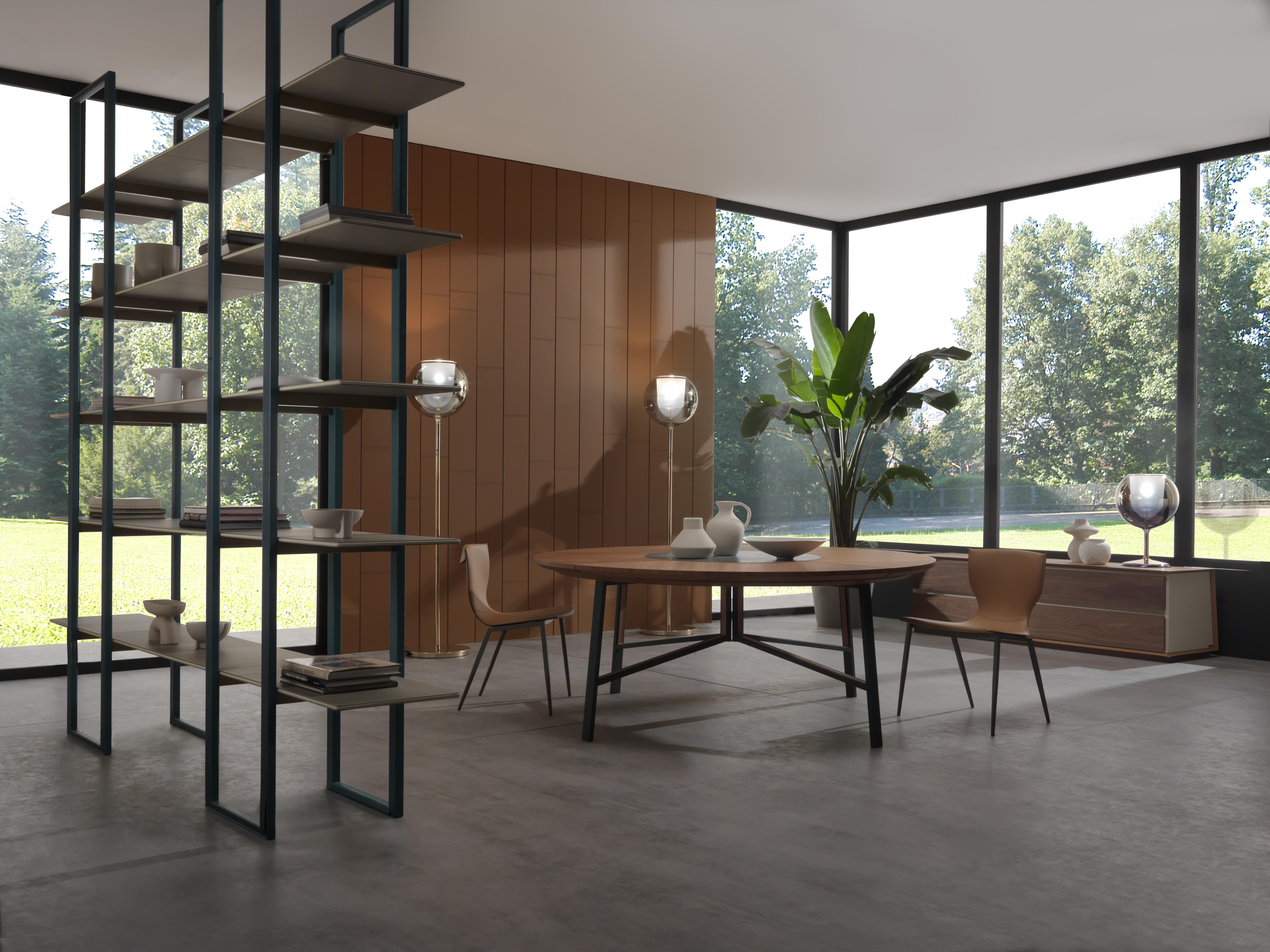 Fait main Buffet Naviglio avec cadre en cuir et 4 tiroirs spacieux. en vente