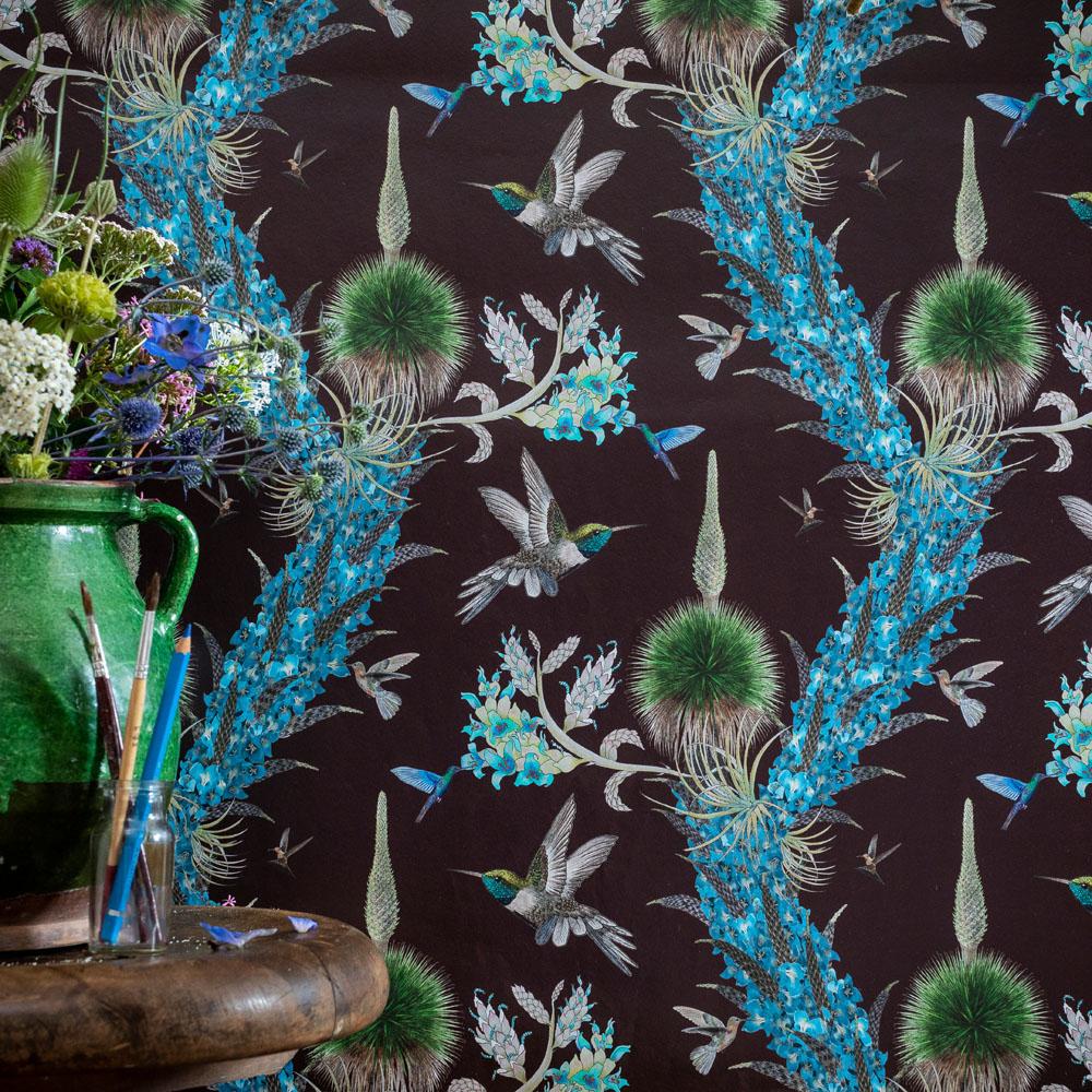 Inglese Carta da parati botanica Madidi Hummingbirds in Oxblood in vendita