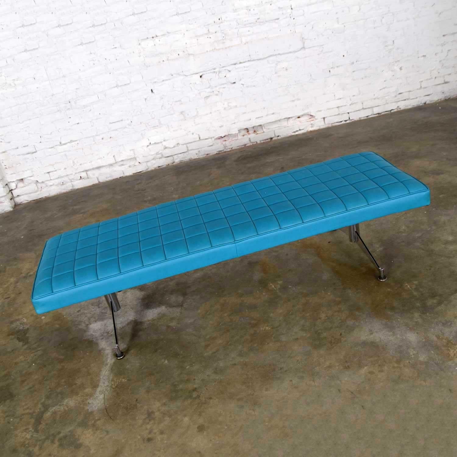 turquoise benches
