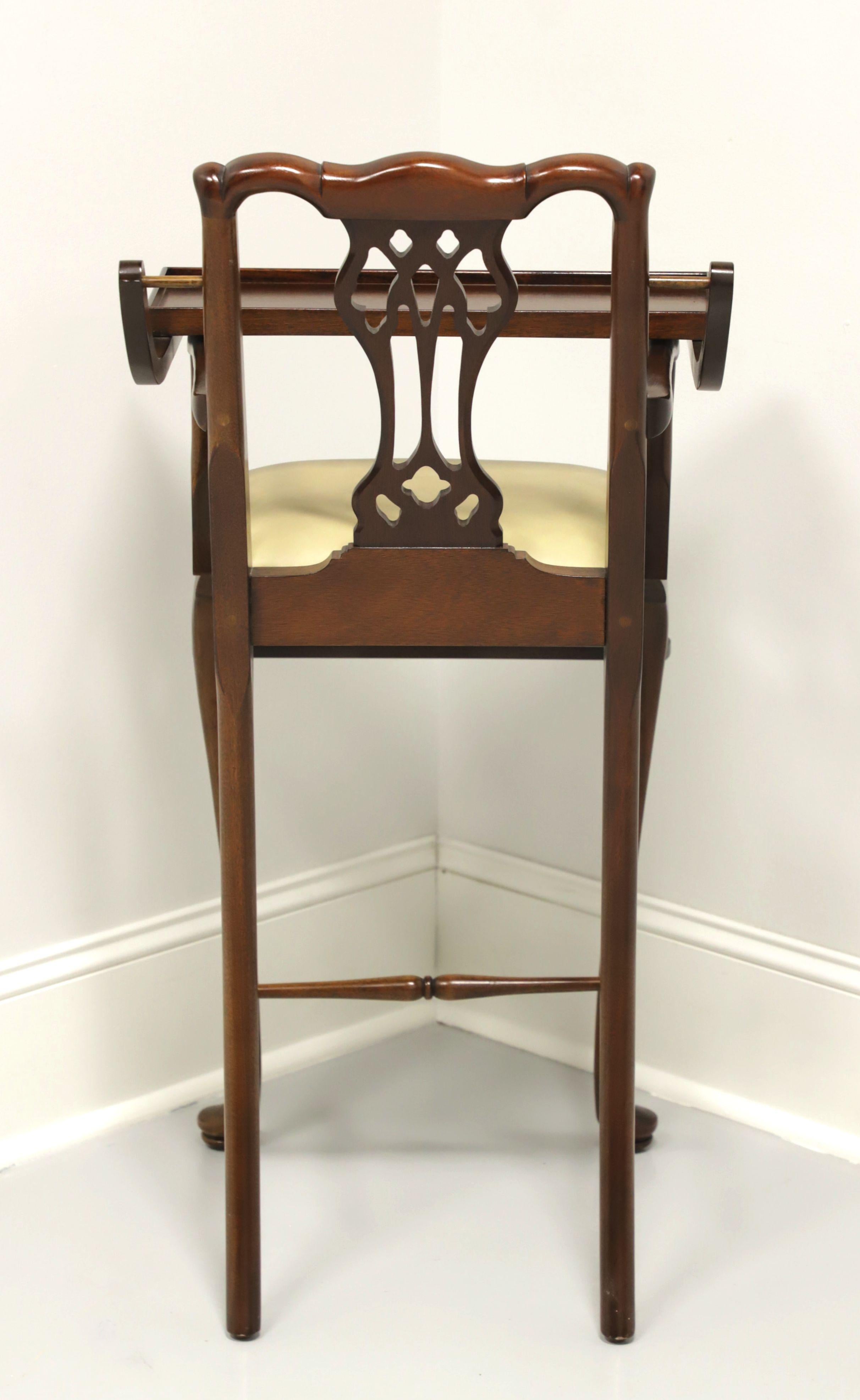 American MADISON SQUARE Mahogany Queen Anne Child's High Chair