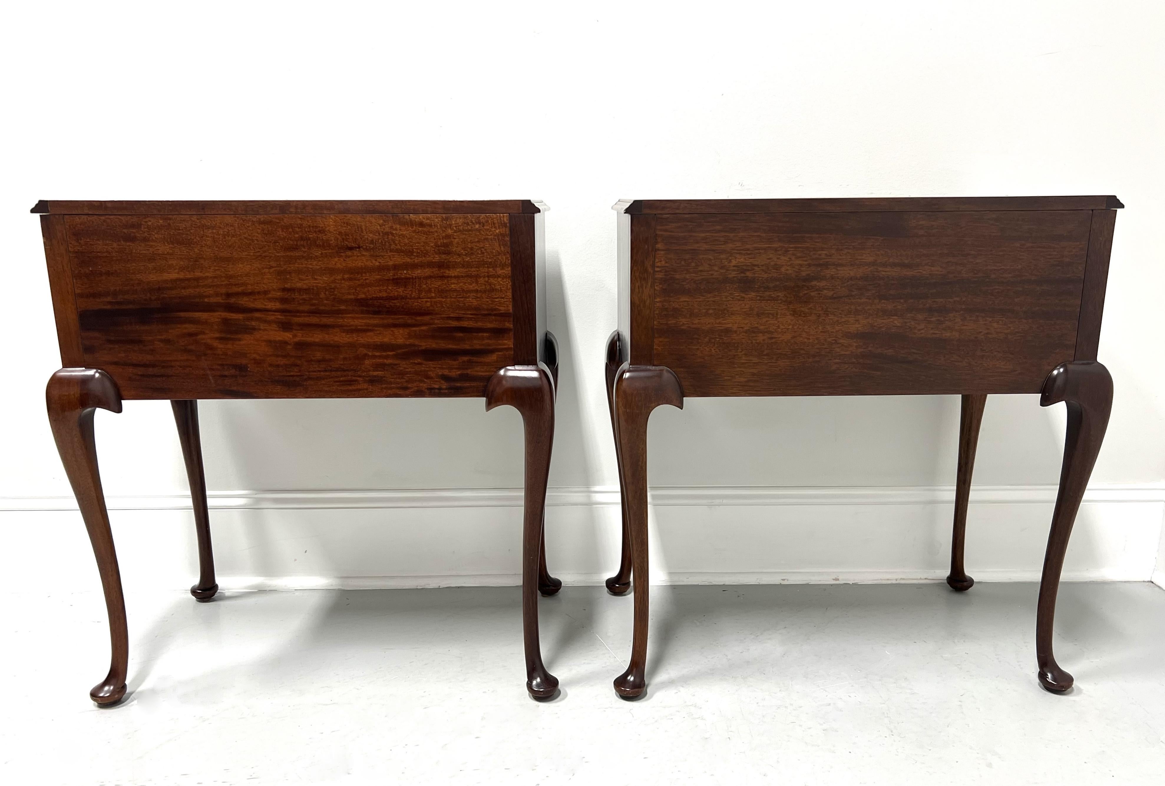 MADISON SQUARE Mahogany Queen Anne Lowboy Style Bedside / Side Tables - Pair In Good Condition In Charlotte, NC
