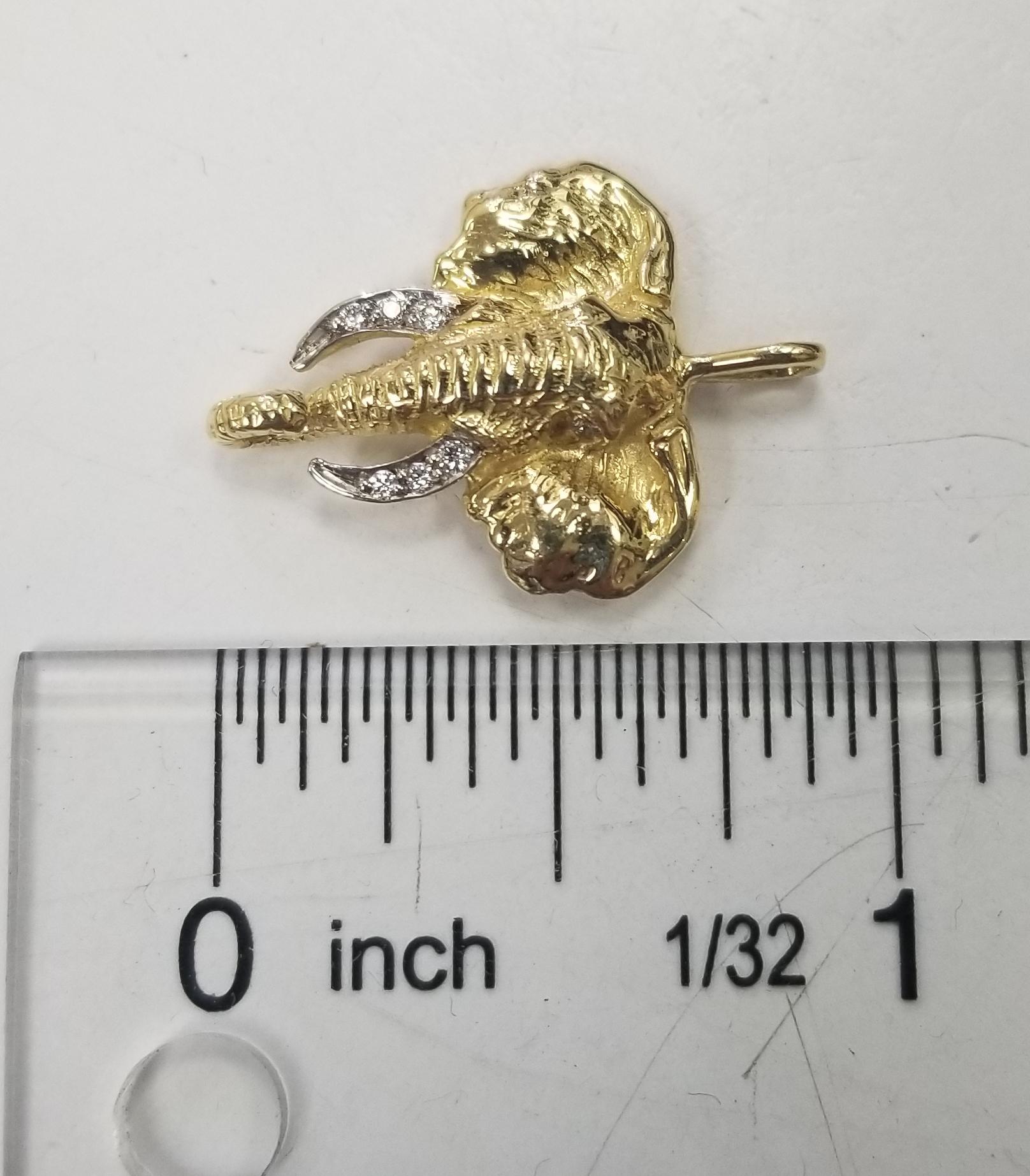 Madleine Kay 18k Gelbgold „Elephant-Kopf“ mit Diamant-Schreibtischen (Rundschliff)