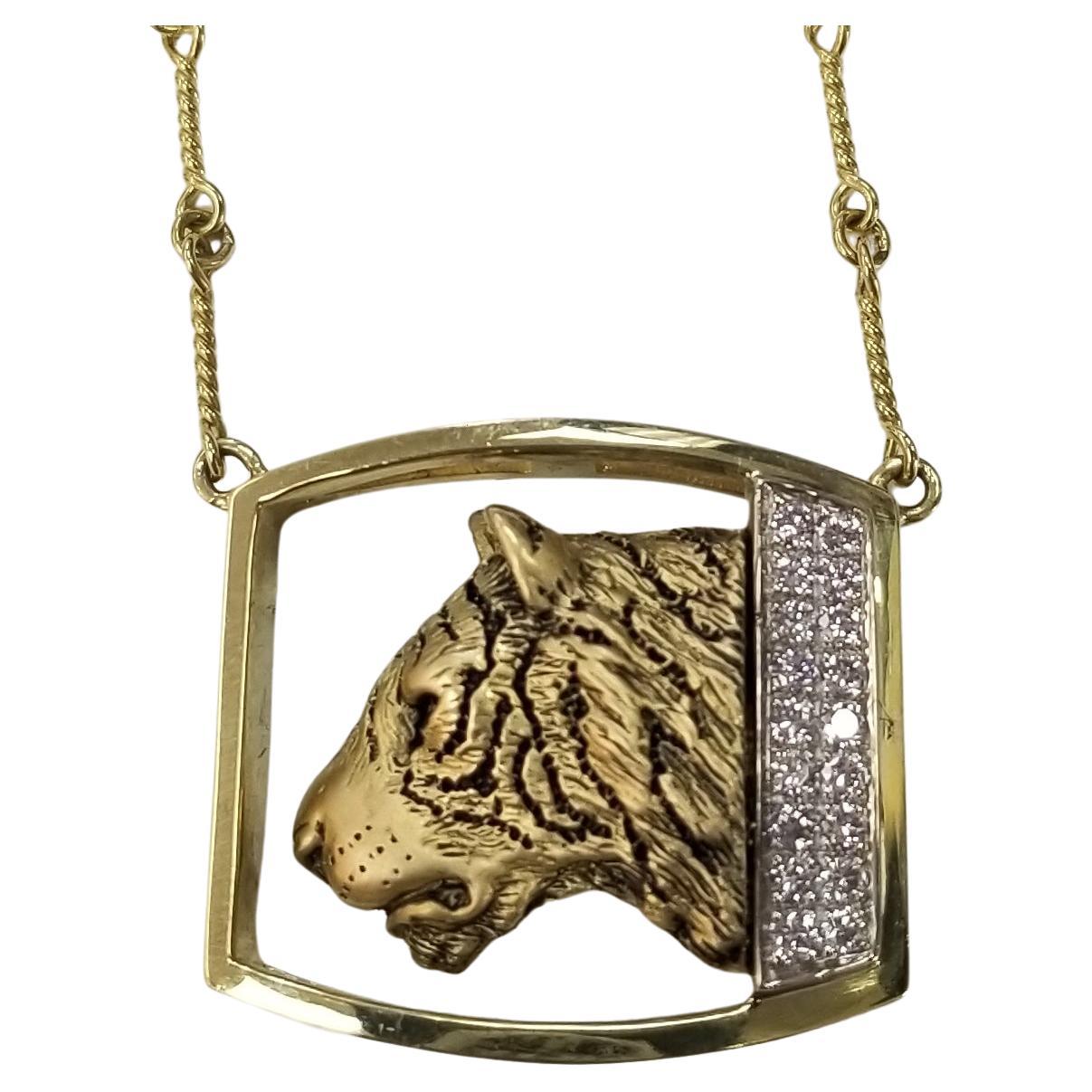 Madleine Kay 18k Yellow Gold "Tiger Head " with Diamonds Paved For Sale