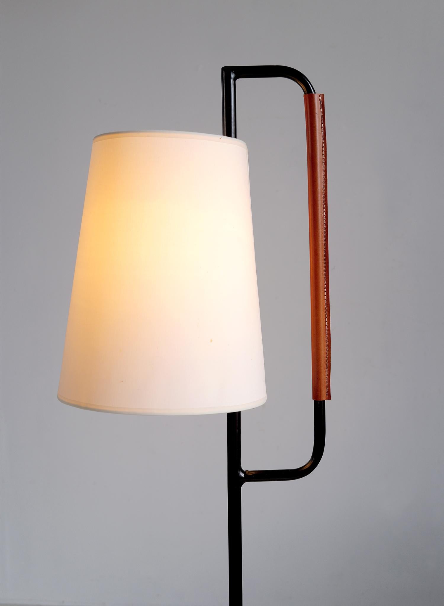 Mado Jolain, Lámpara de pie con revistero, Francia 1956 en venta 1