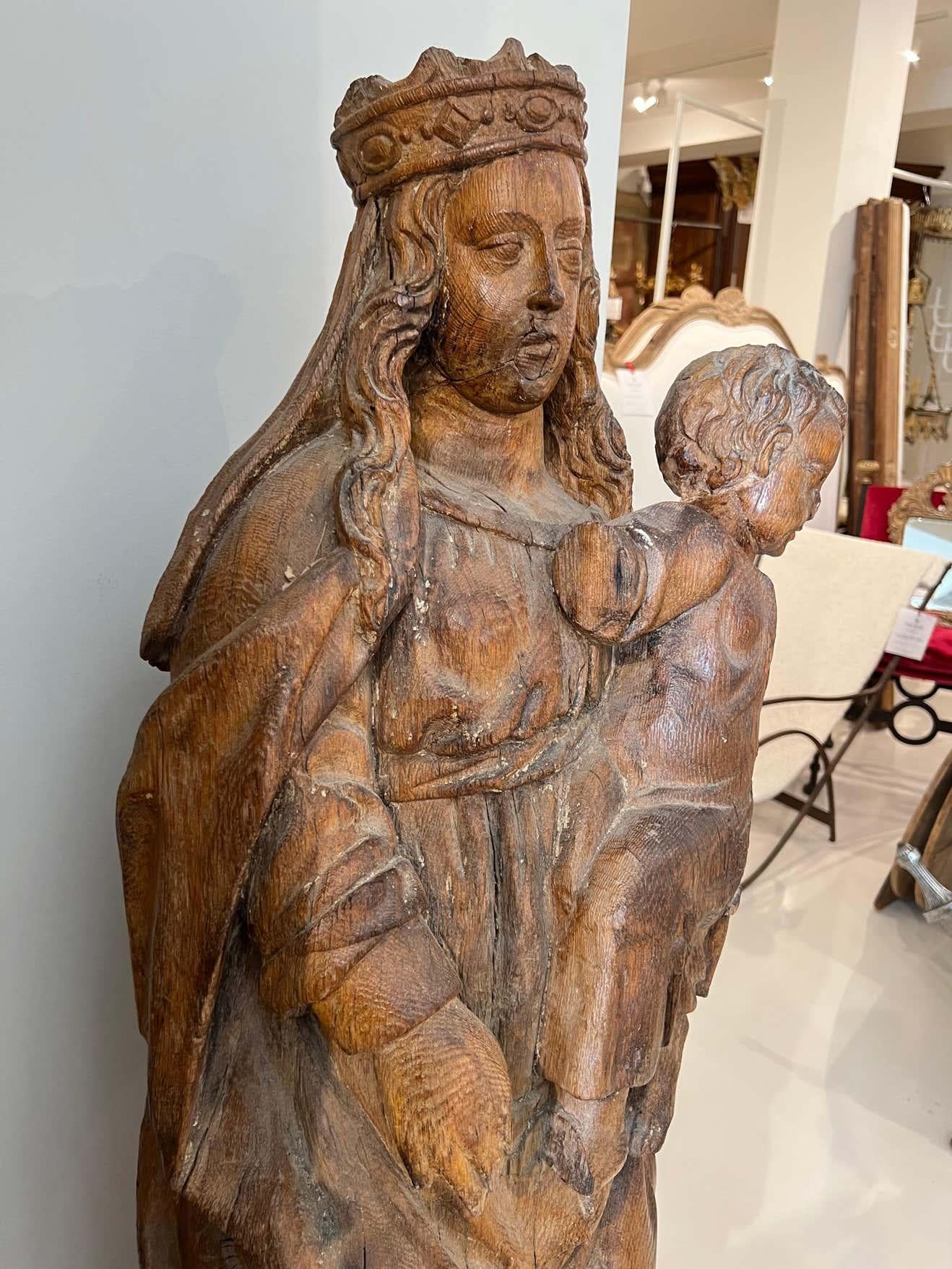Italian Madonna and Child Statue, 17th Century For Sale
