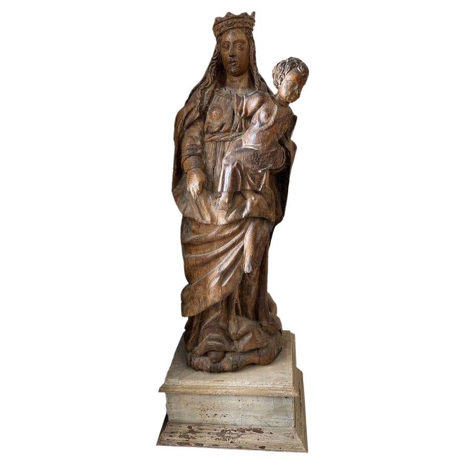 Madonna and Child Statue, 17th Century For Sale