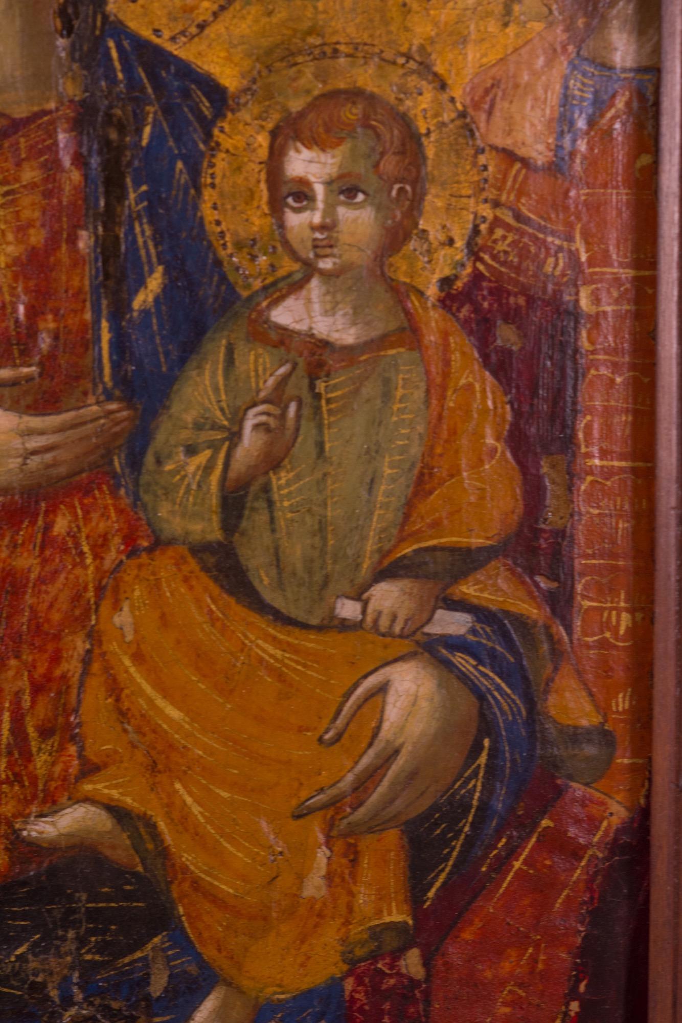 italien Madonna Enthroned with the Child Christ, 17ème siècle, dorure sur panneau de bois sur toile dorée