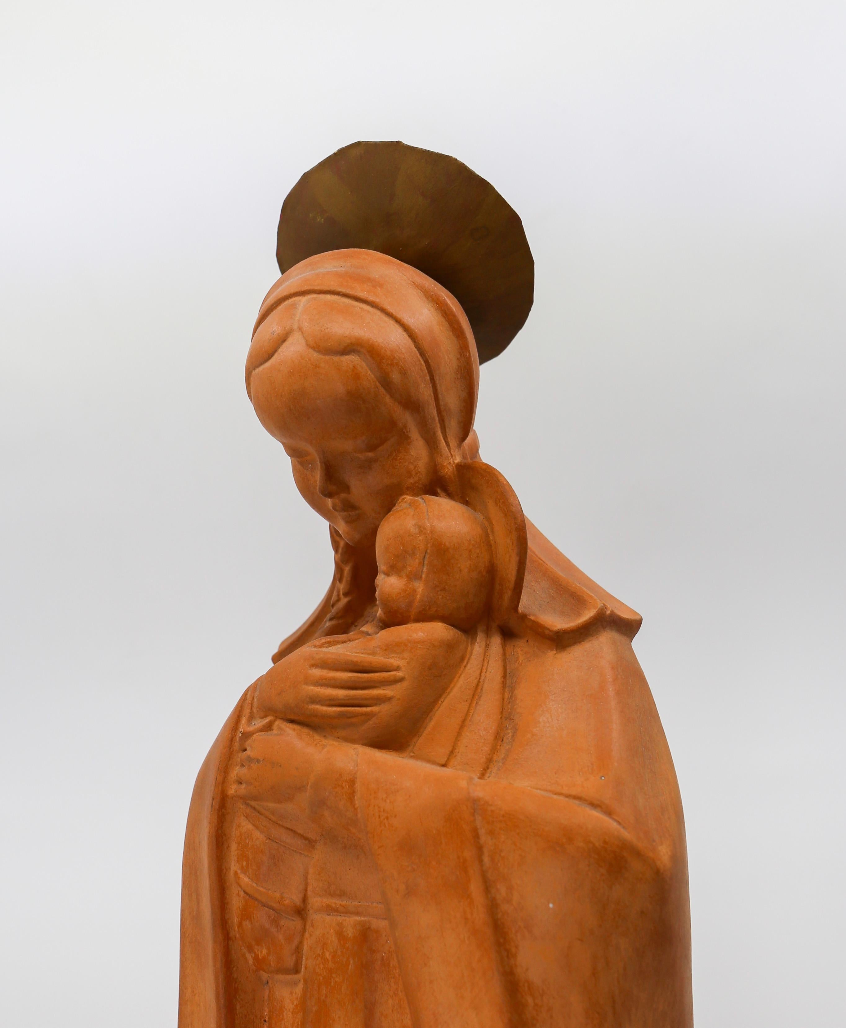 Madonna with Child Terracotta Sculpture For Sale 3