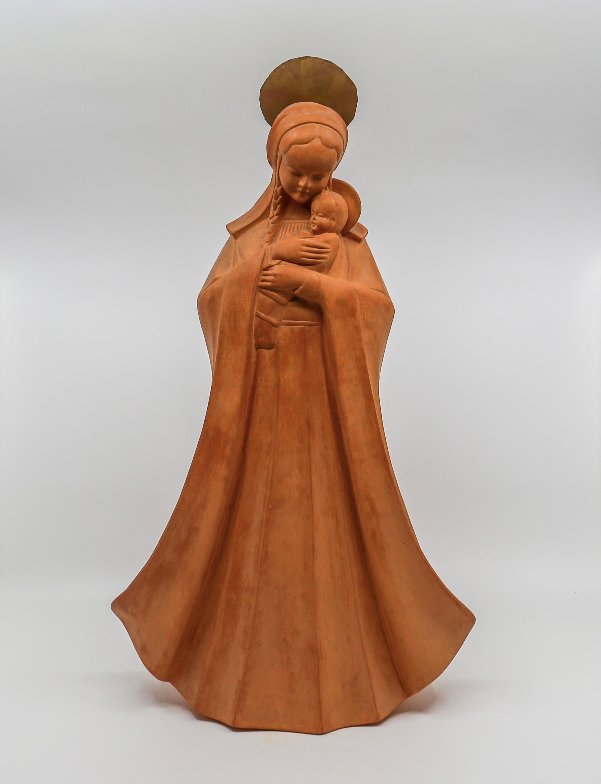 Madonna with Child Terracotta Sculpture For Sale 1