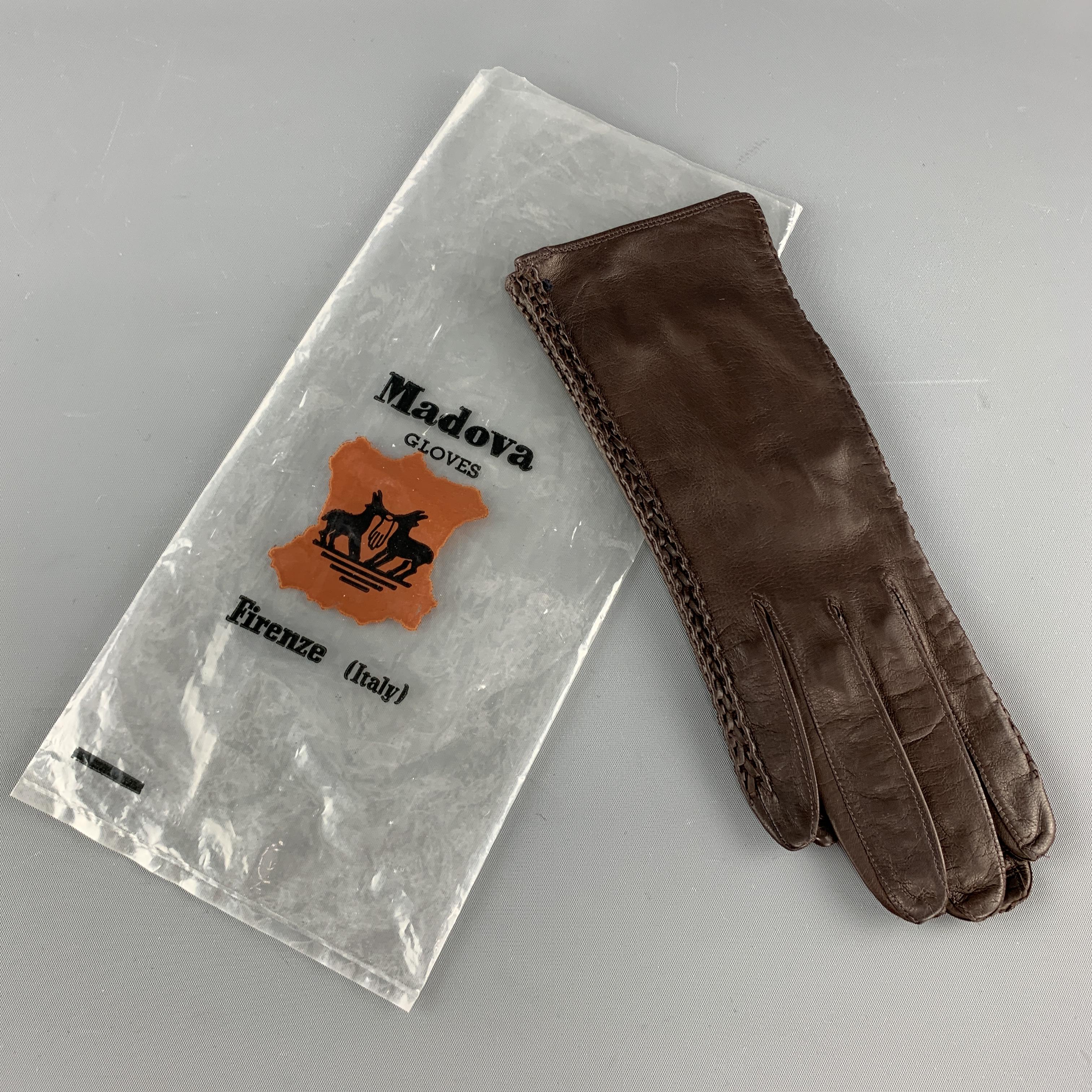 MADOVA Size S Brown Leather Whipstitch Trim Gloves 1