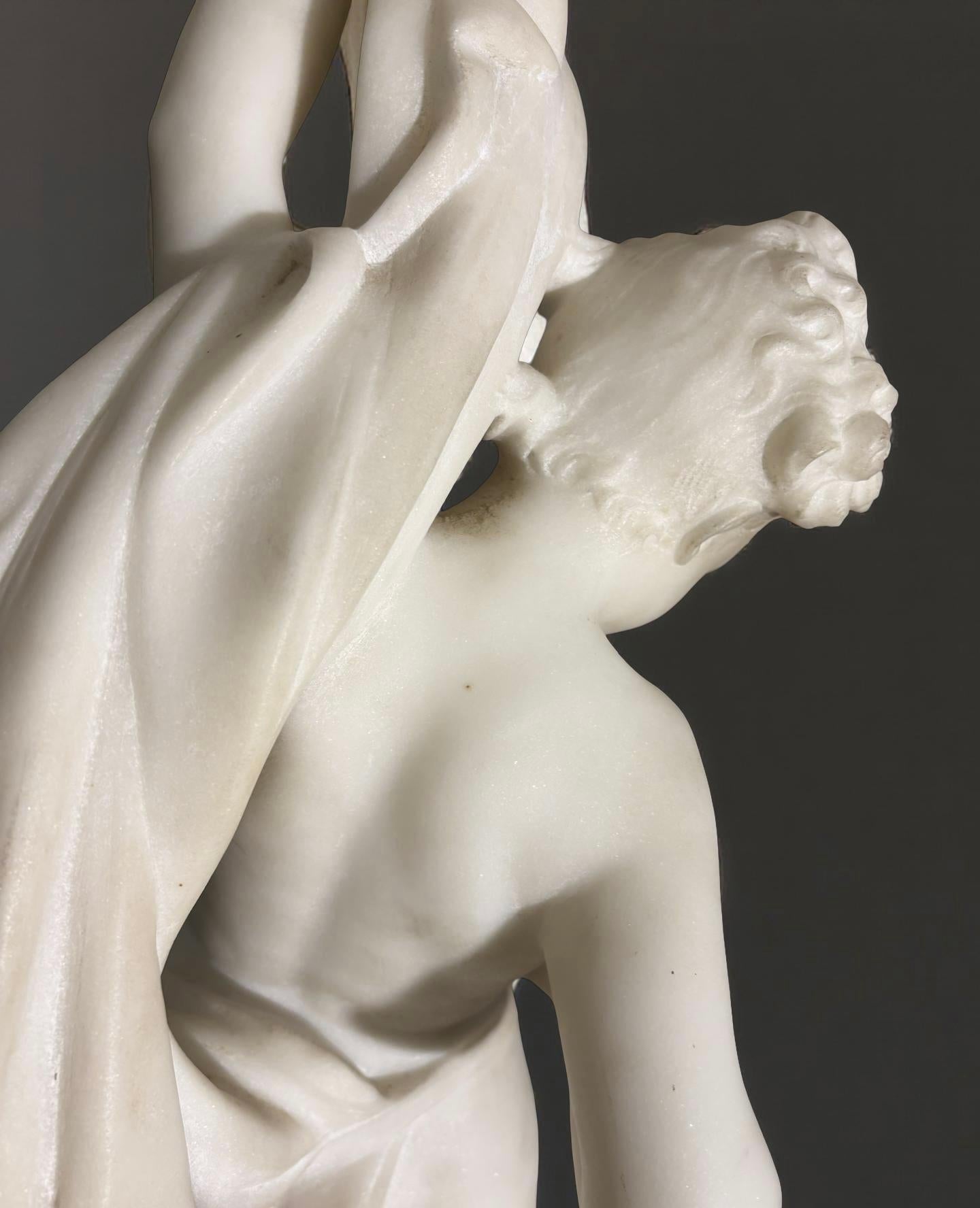 Groupe impressionnant en marbre bleu raffiné 