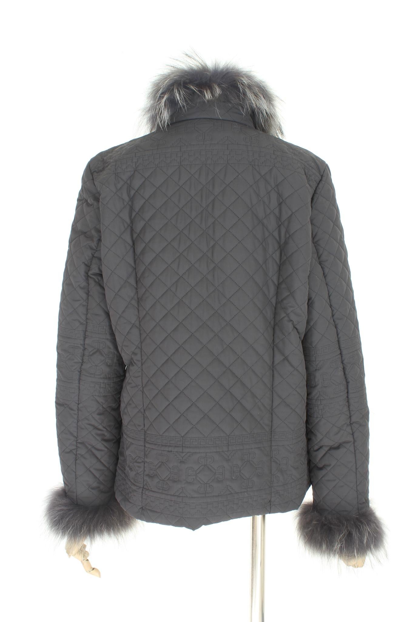 Madreperla Gray Fox Fur Classic Down Jacket 2000s  In Excellent Condition In Brindisi, Bt
