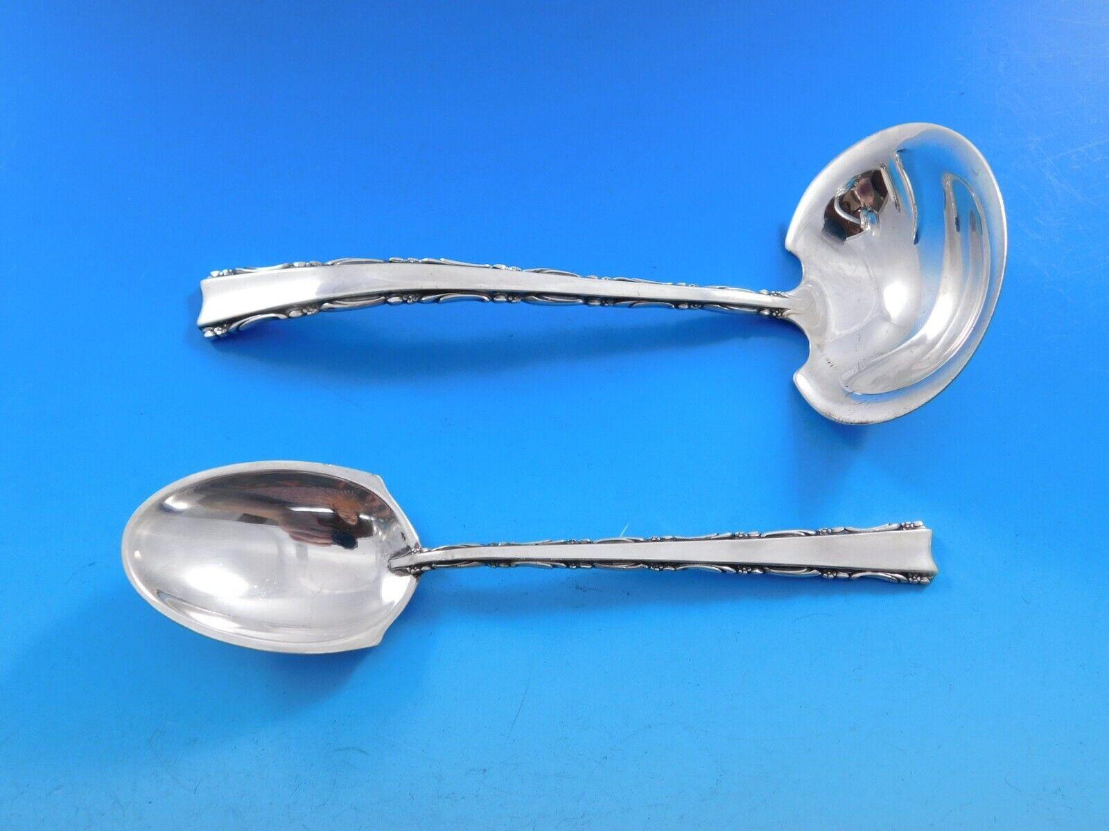 Madrigal by Lunt Silver Set di posate in argento sterling per 12 persone Servizio 68 pezzi in vendita 1