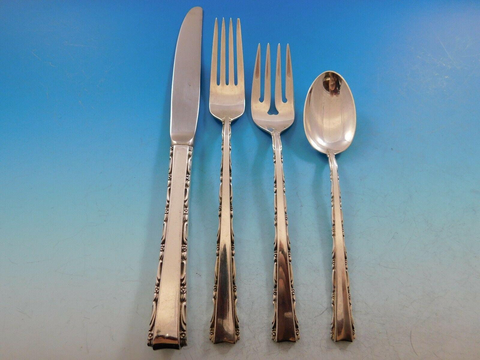 Madrigal by Lunt sterling silver Flatware set, 33 pieces. This set includes:

6 knives, 9