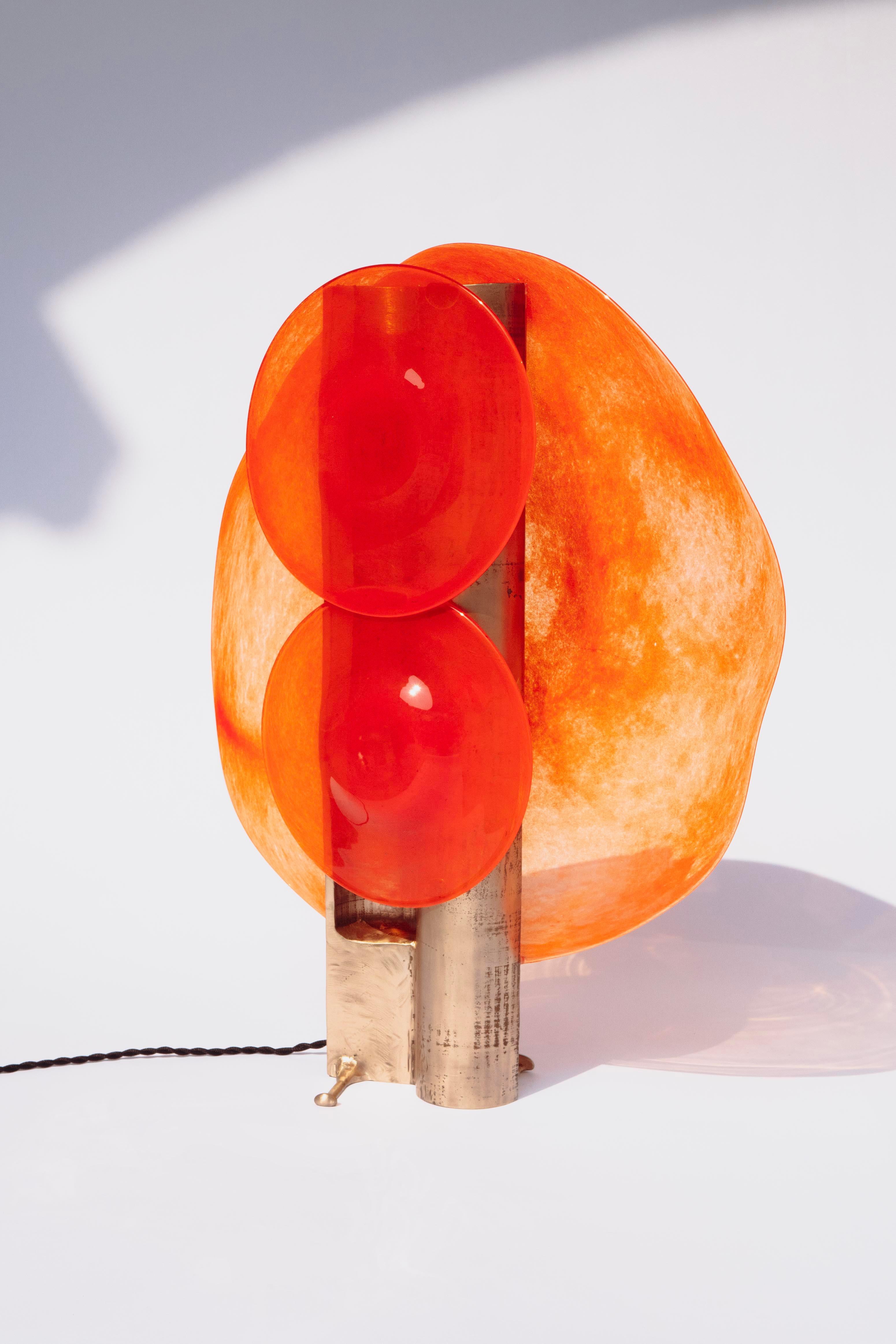 Madrugada Table Lamp by Clément Thevenot
Exclusively Sold By Galerie Philia.
Limited Edition Of 12 Pieces.
Designed by Clément Thevenot and Joyce Broussillou.
Dimensions: D 44,5 x W 20 x H 67 cm.
Materials: Bronze, blown glass and 24v hardware
