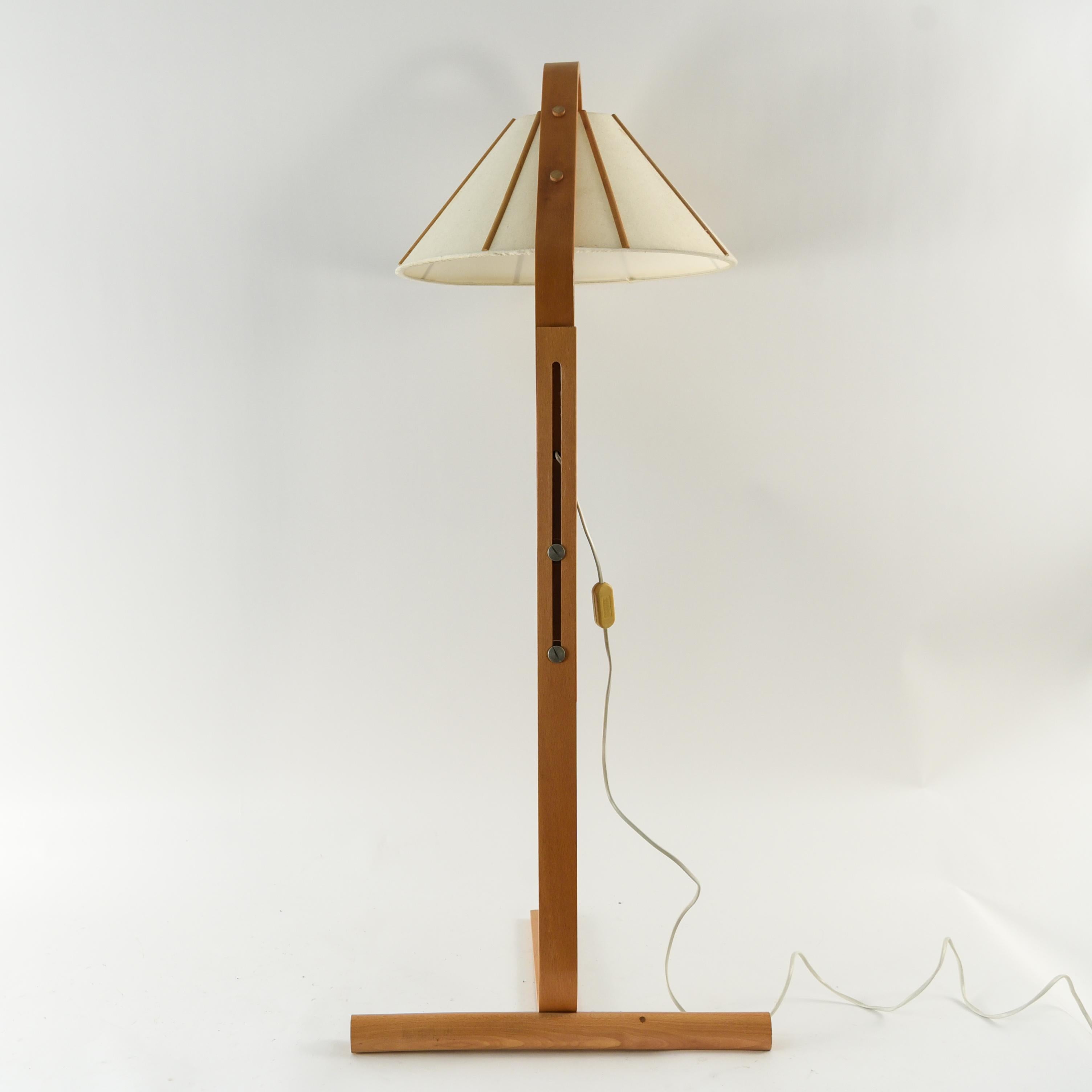 Mads Caprani Style Bentwood Lamp 3