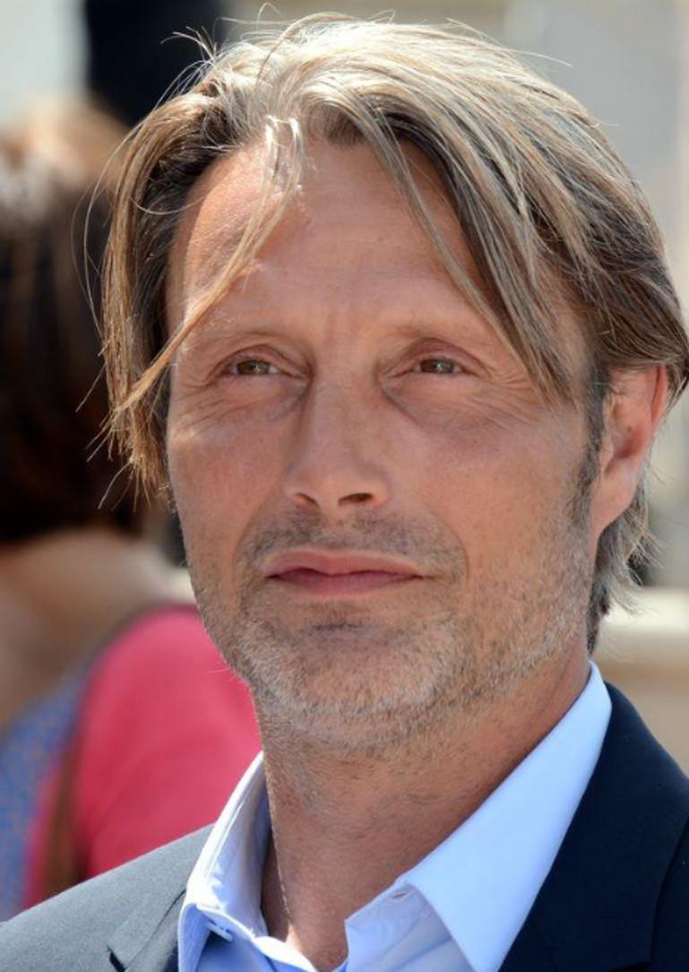 Mads Mikkelsen’s big breakthrough was as Le Chiffre in James Bond movie Casino Royale (2006). He has since appeared in a slew of blockbusters – including Star Wars: Rogue One.

This is a guaranteed authentic half inch strand of Mads Mikkelsen’s