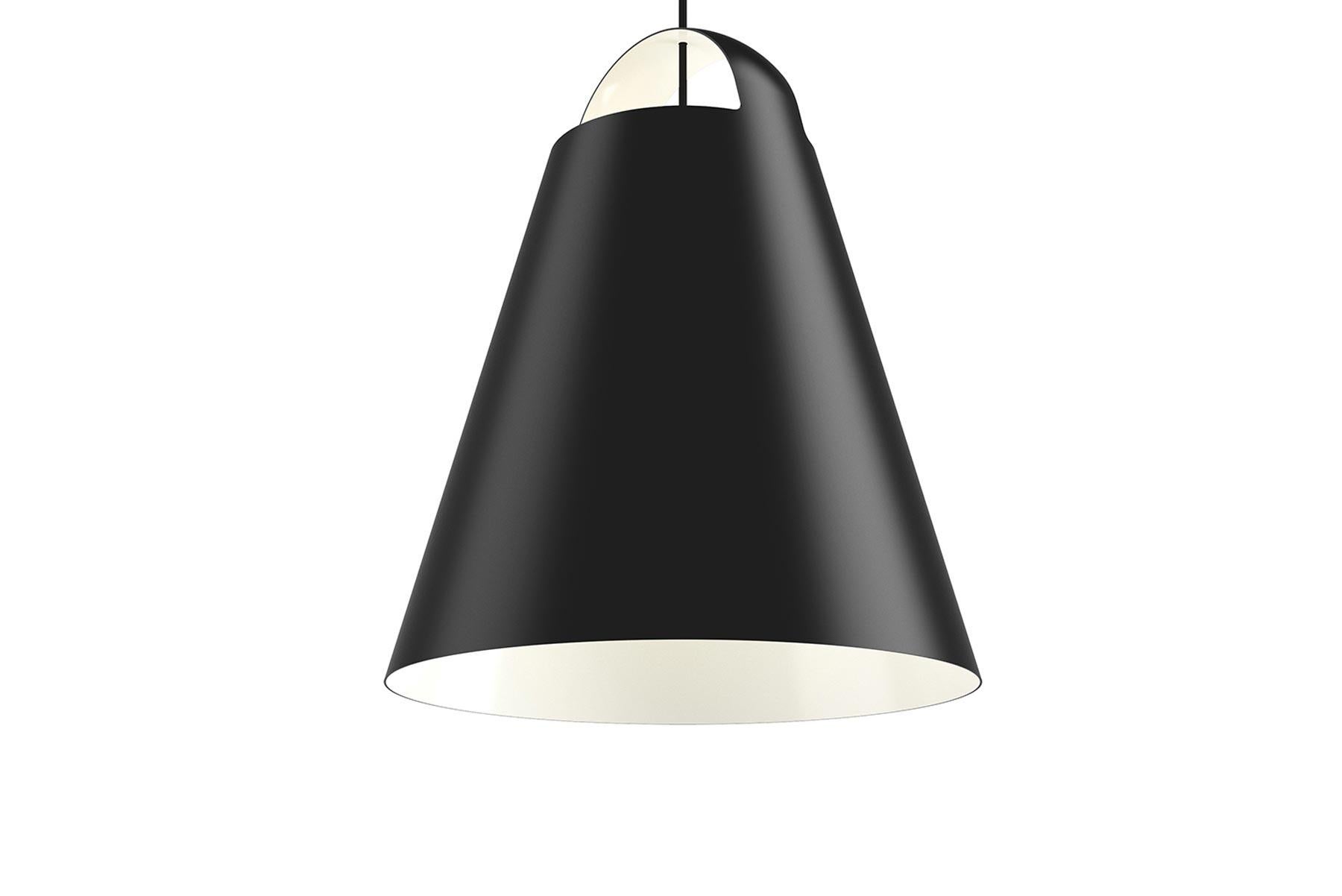 Le pendentif ci-dessus, créé par le designer danois Mads Odgård, représente une conception d'éclairage ouvertement simpliste. Le designer lui-même est un minimaliste dans l'âme et crée des produits compréhensibles, où la fonction est valorisée au