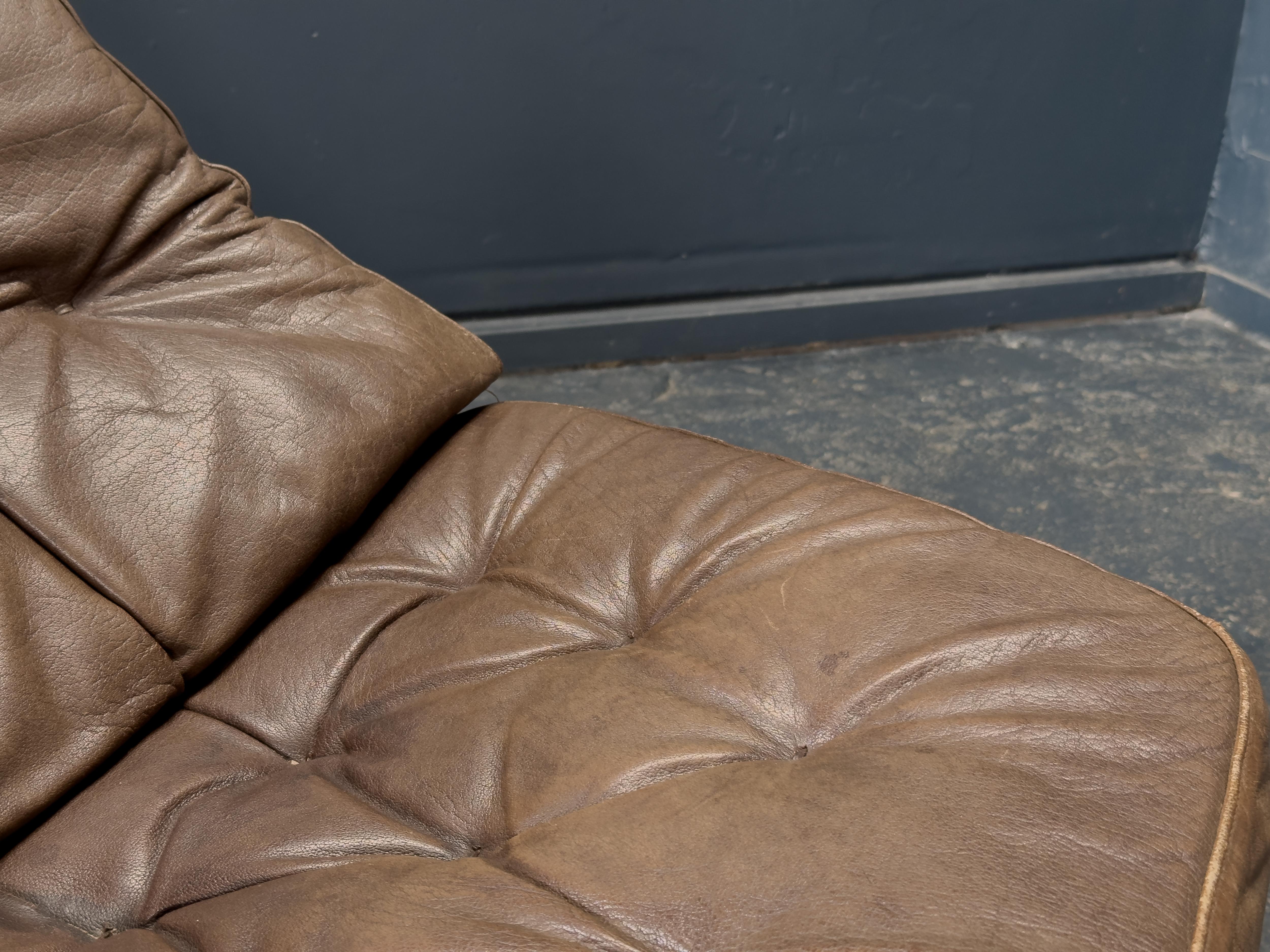 Madsen and Schubell Brown Leather Swivel Chair For Sale 4