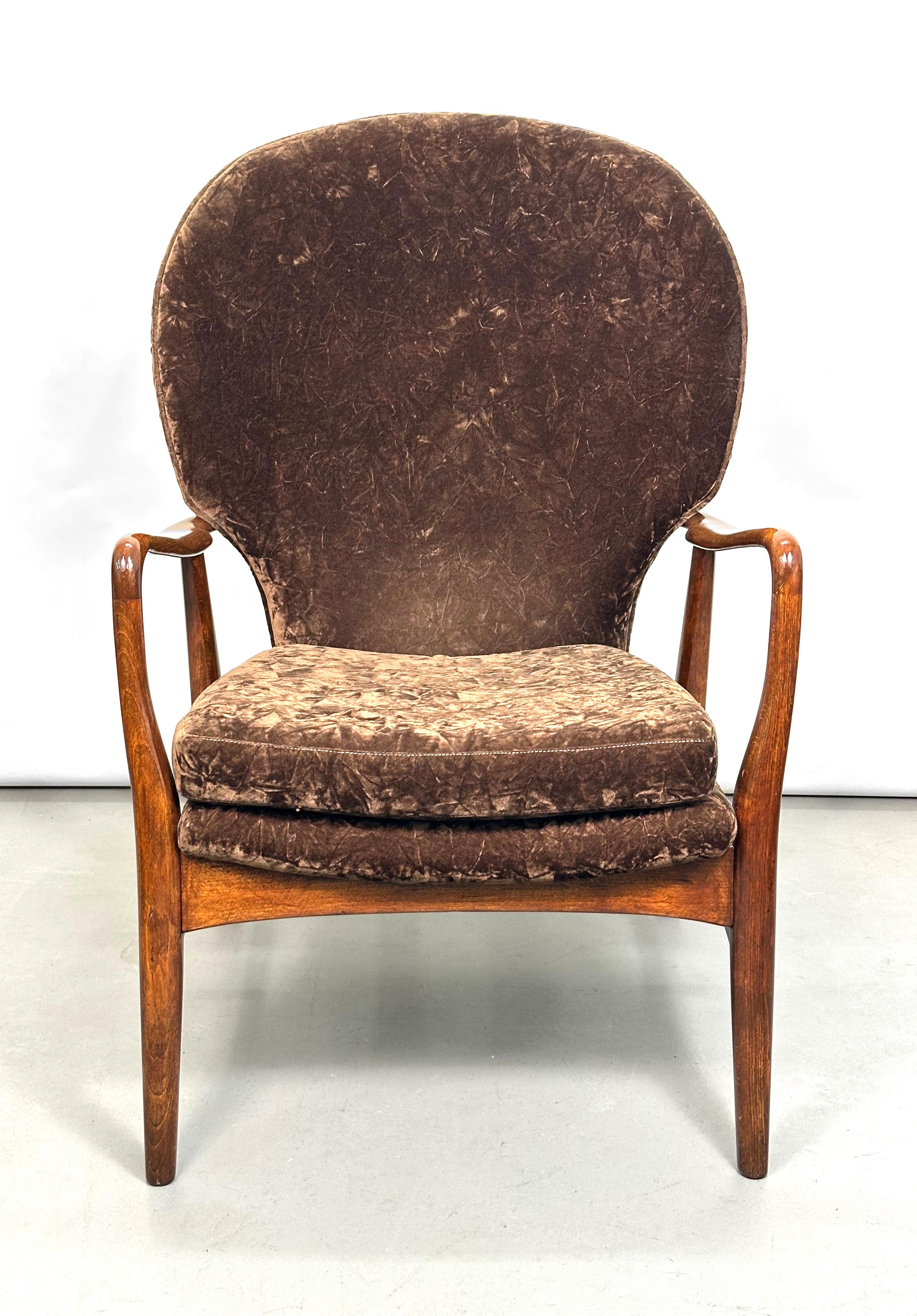 Madsen and Schubell Lounge Chair and Ottoman in Walnut, Denmark 1950s For Sale 1