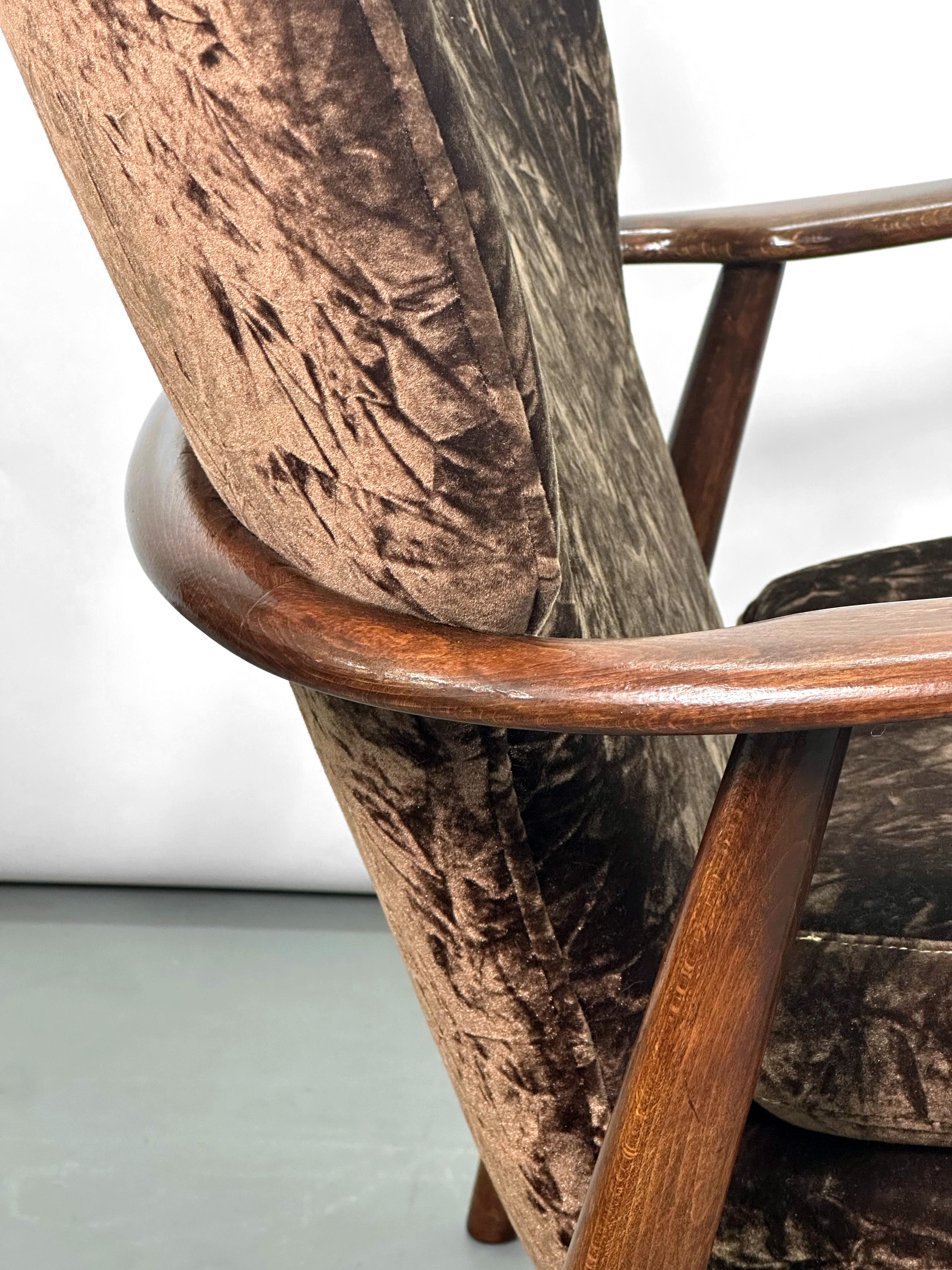 Madsen and Schubell Lounge Chair and Ottoman in Walnut, Denmark 1950s In Good Condition For Sale In Littleton, CO