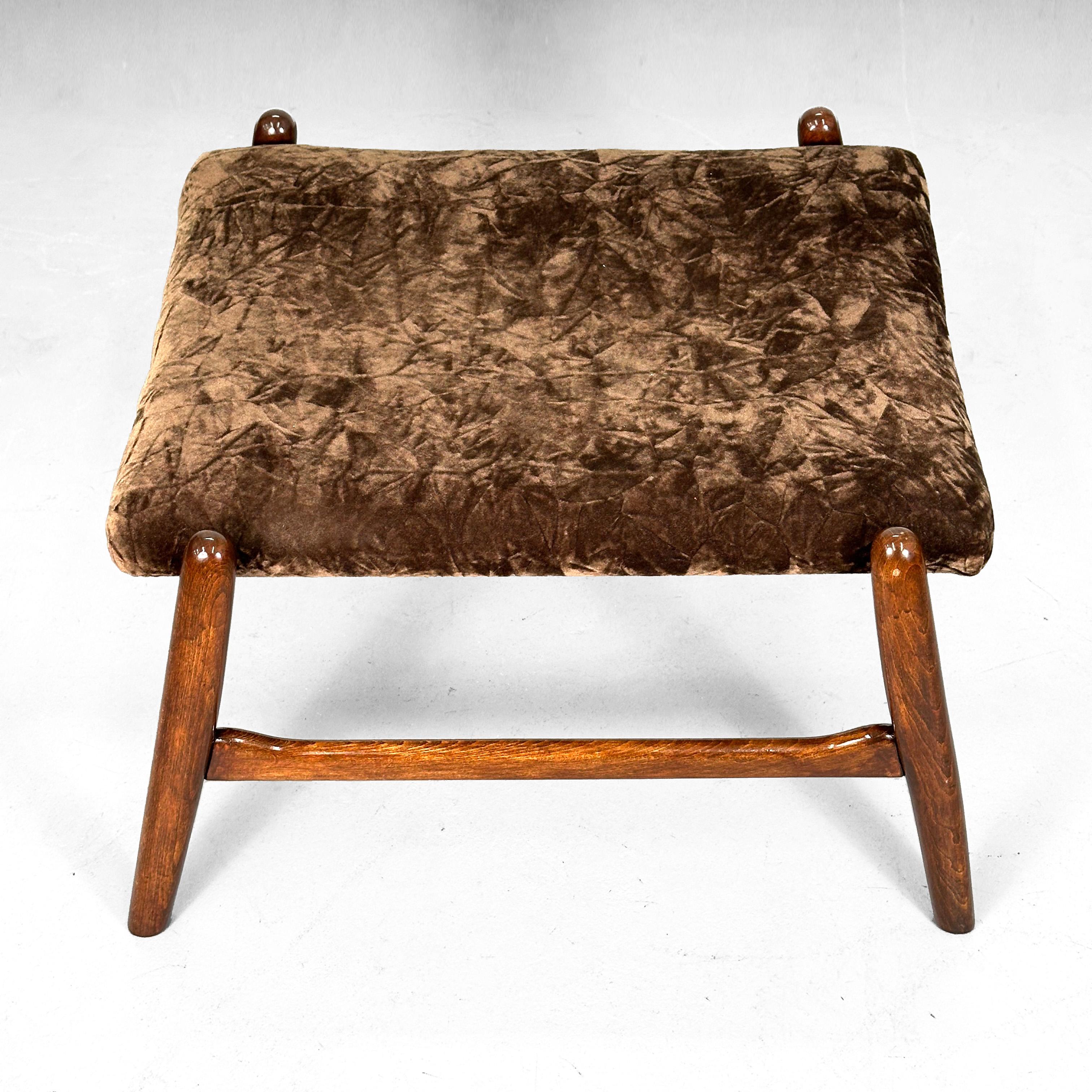 Madsen and Schubell Lounge Chair and Ottoman in Walnut, Denmark 1950s For Sale 12