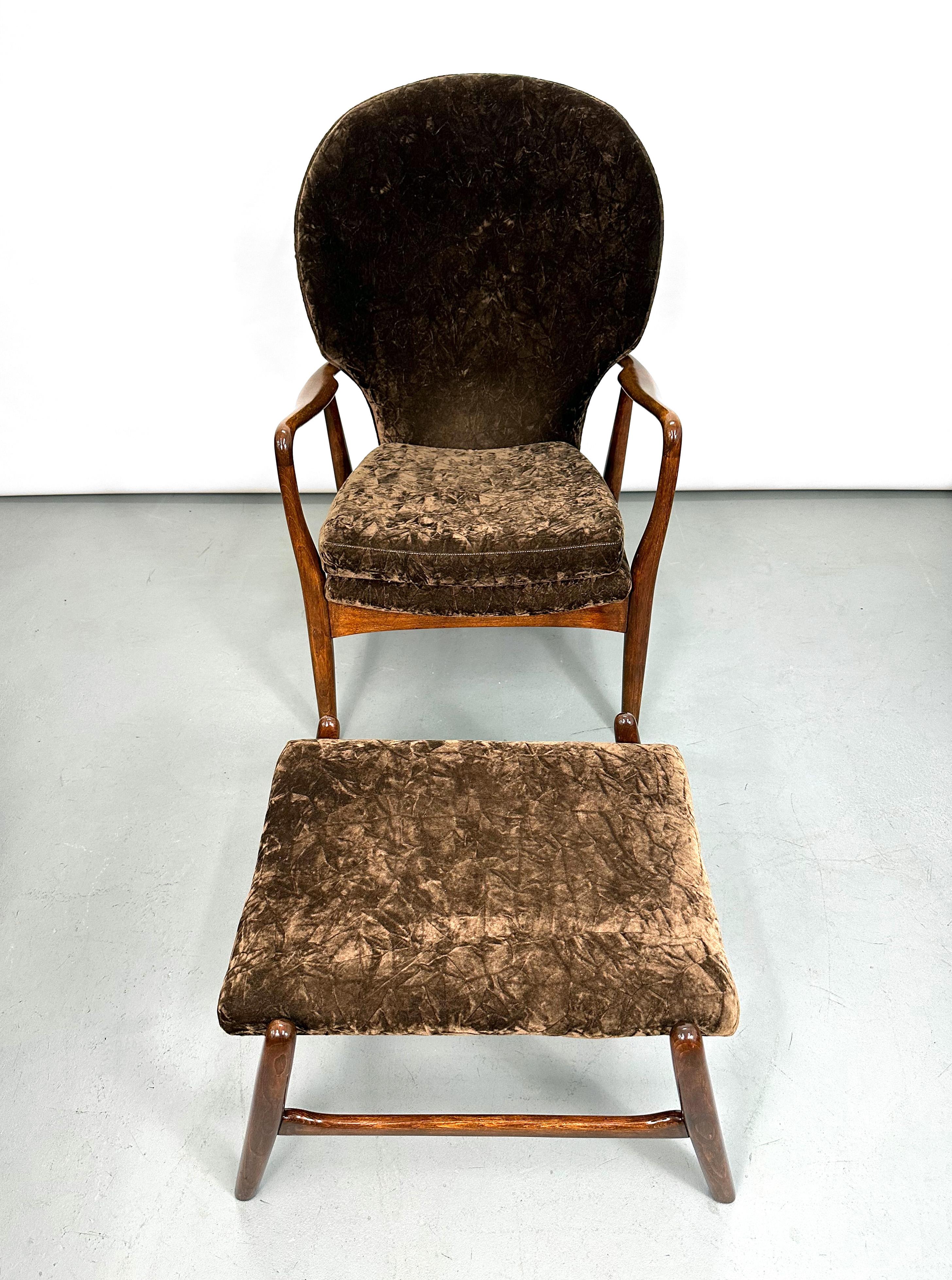 Madsen and Schubell Lounge Chair and Ottoman in Walnut, Denmark 1950s For Sale 10