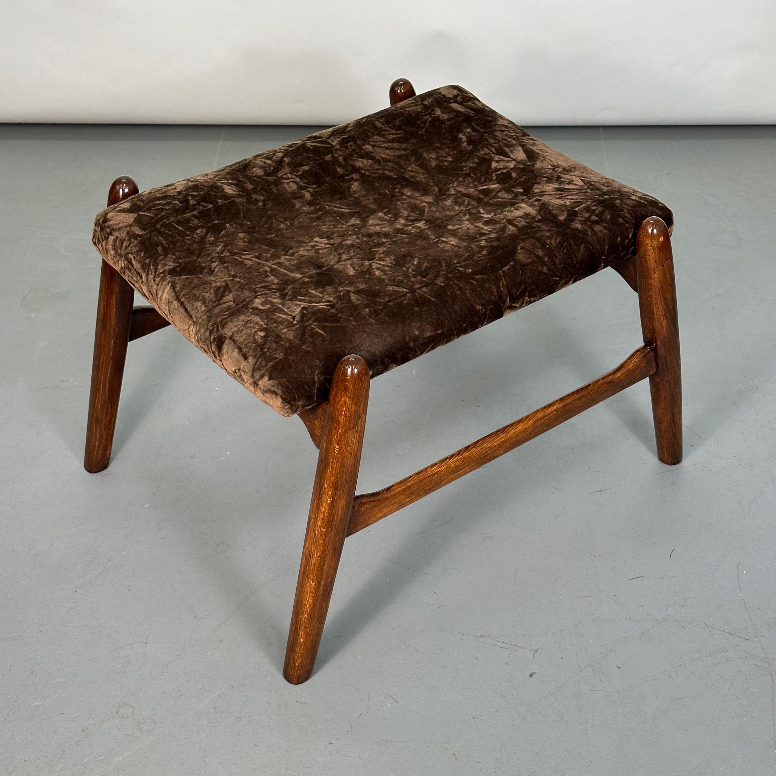 Madsen and Schubell Lounge Chair and Ottoman in Walnut, Denmark 1950s For Sale 13