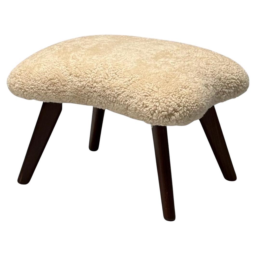 Tabouret moderne danois de forme organique attribué à Madsen & Schubell, années 1960