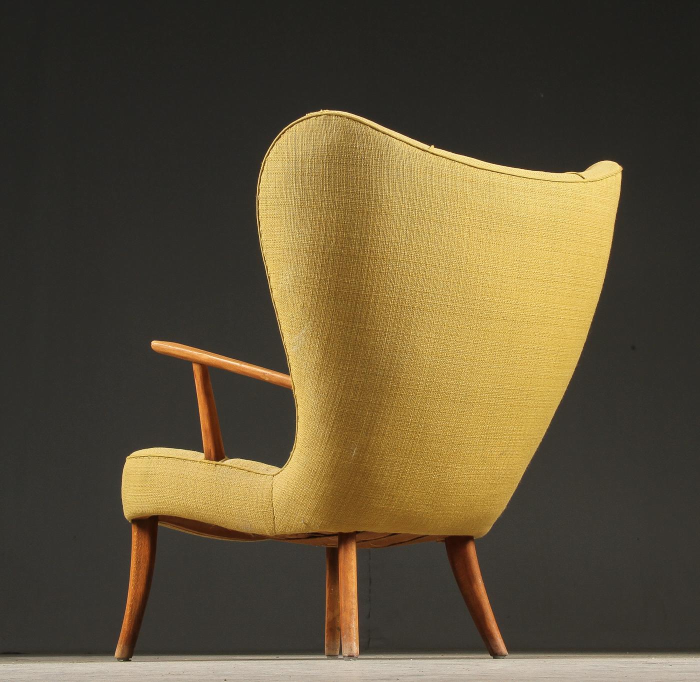 Scandinavian Modern Madsen & Schubell, Lounge Chair, Modell Pragh For Sale