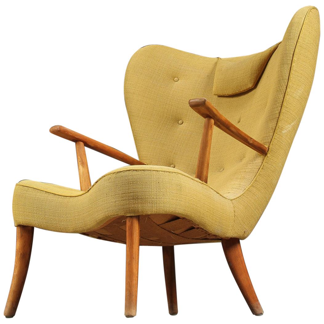 Madsen & Schubell, Lounge Chair, Modell Pragh For Sale