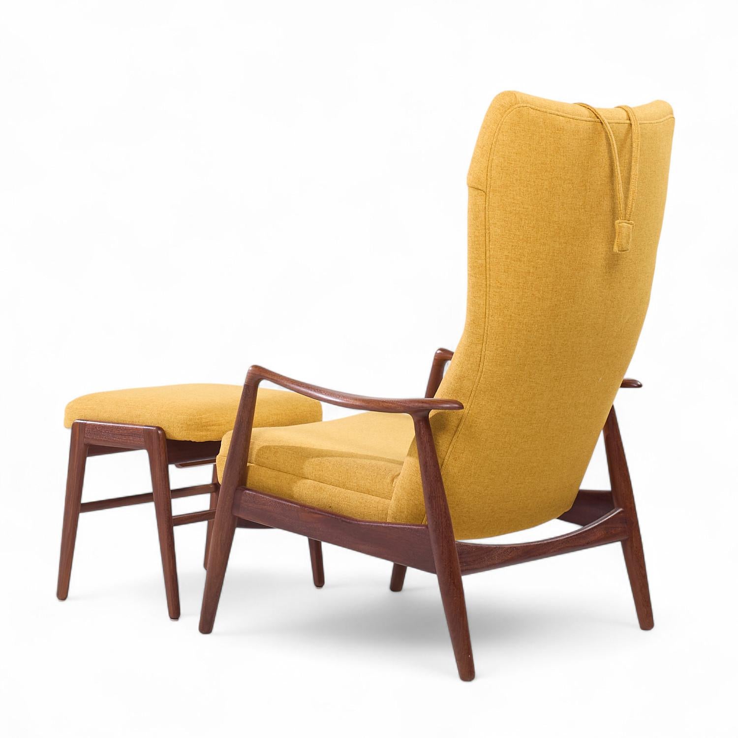 Madsen & Schubell MS20 Chaise longue inclinable en teck danois du milieu du siècle et ottoman Bon état - En vente à Countryside, IL