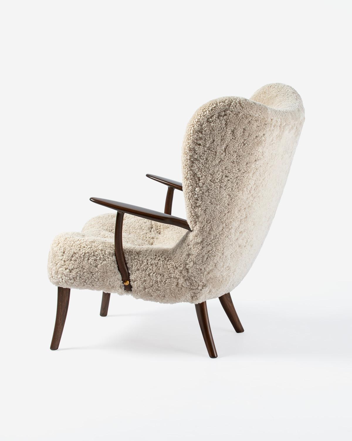 Madsen & Schubell Schafsfell Pragh Stuhl & Hocker c1950s (Dänisch) im Angebot