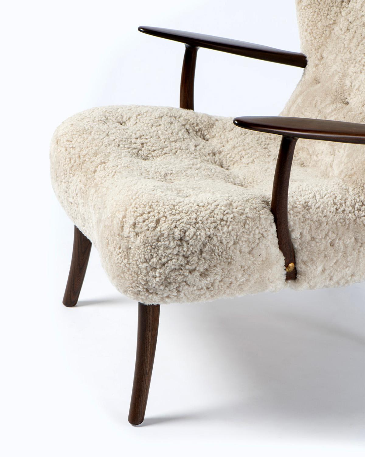 Madsen & Schubell Schafsfell Pragh Stuhl & Hocker c1950s (Mitte des 20. Jahrhunderts) im Angebot