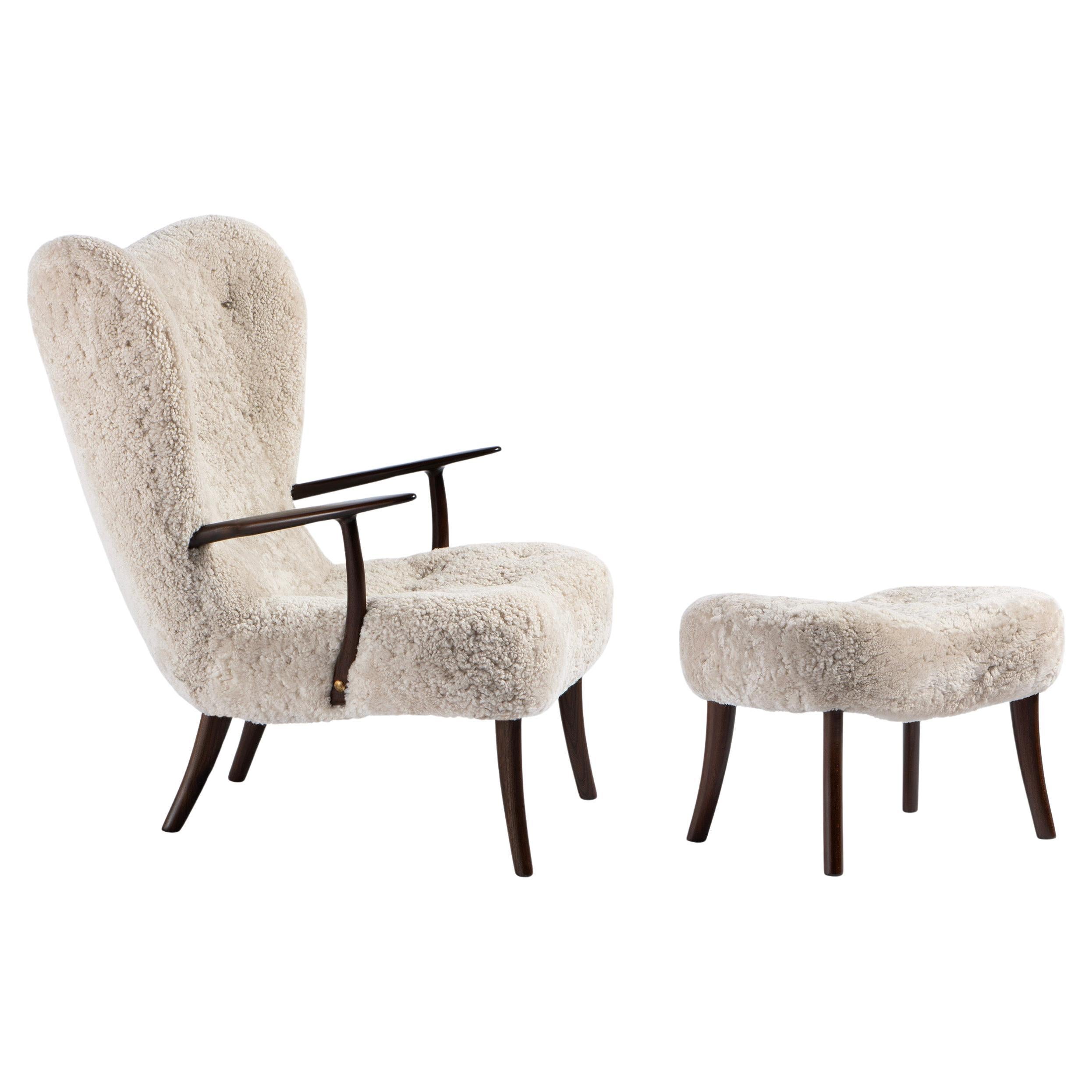 Sedia e sgabello in pelle di pecora Madsen
Schubell, 1950 ca.