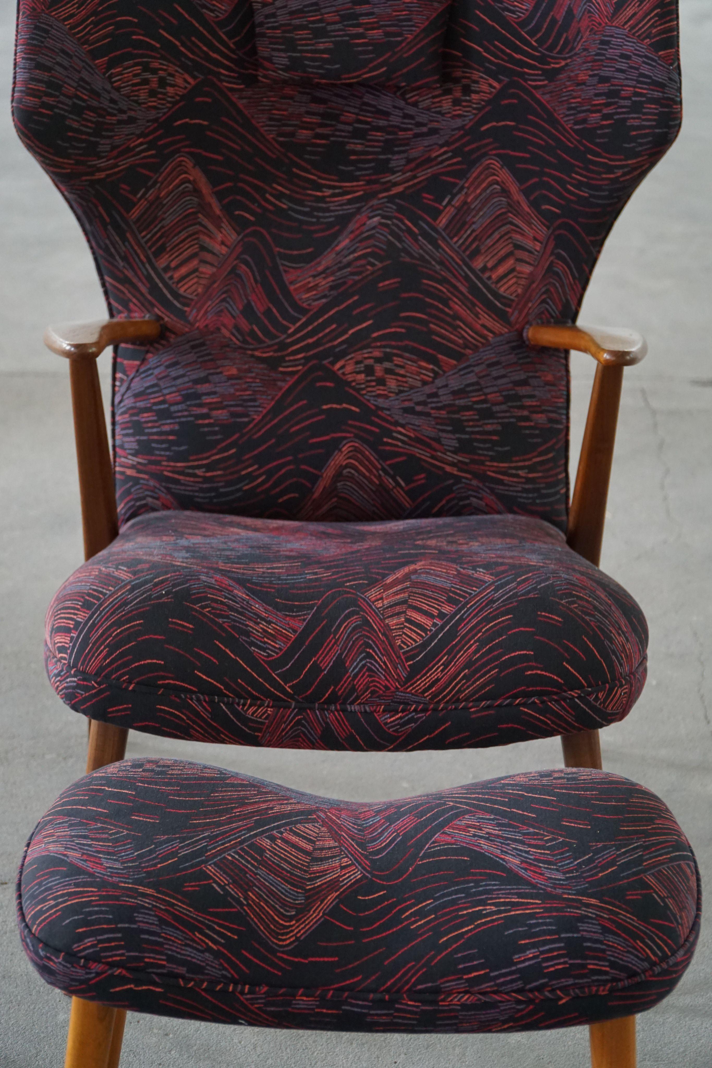 Madsen & Schubell, Ohrensessel und Hocker aus Teakholz, neu gepolstert, 1950er Jahre im Angebot 3