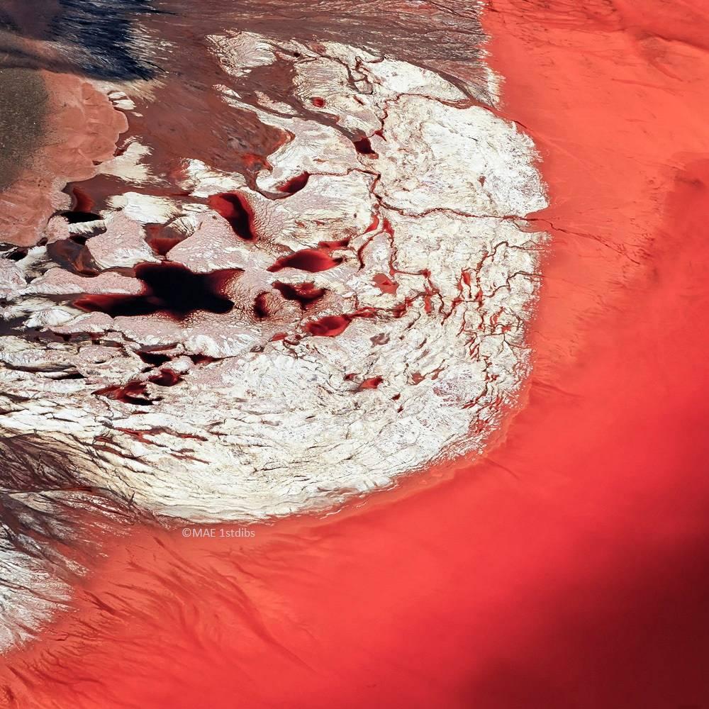 30x30in. -Photographie aérienne de la terre, de la terre, de la mer - Earth 3 en vente 15