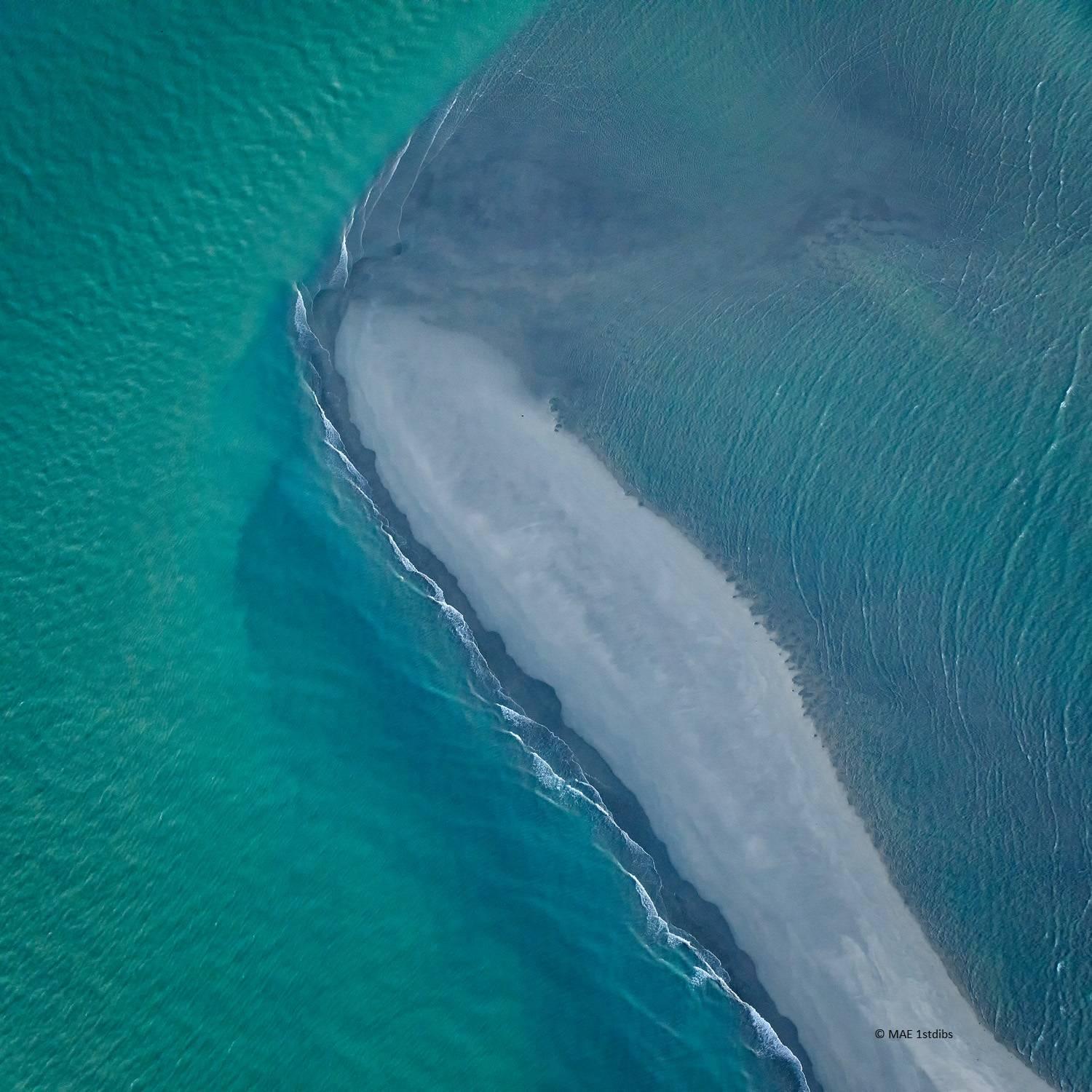 Landscape Photograph MAE Curates - 30x30in. Photographie aérienne de la terre, de la terre et de la mer -SB 04