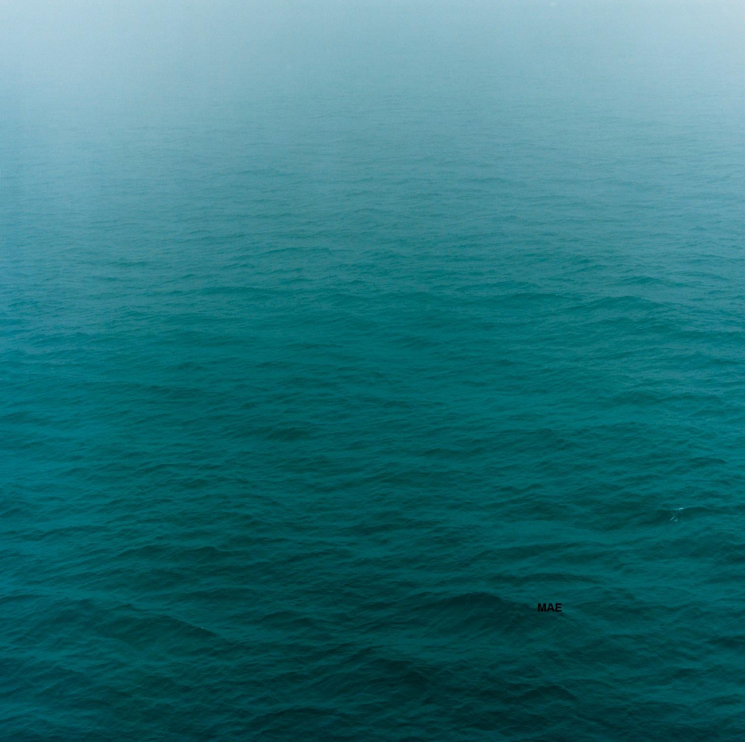 MAE Curates Color Photograph – Atlantic Ocean Series - #6 Vend (Ausgabe von 20) - ungerahmt