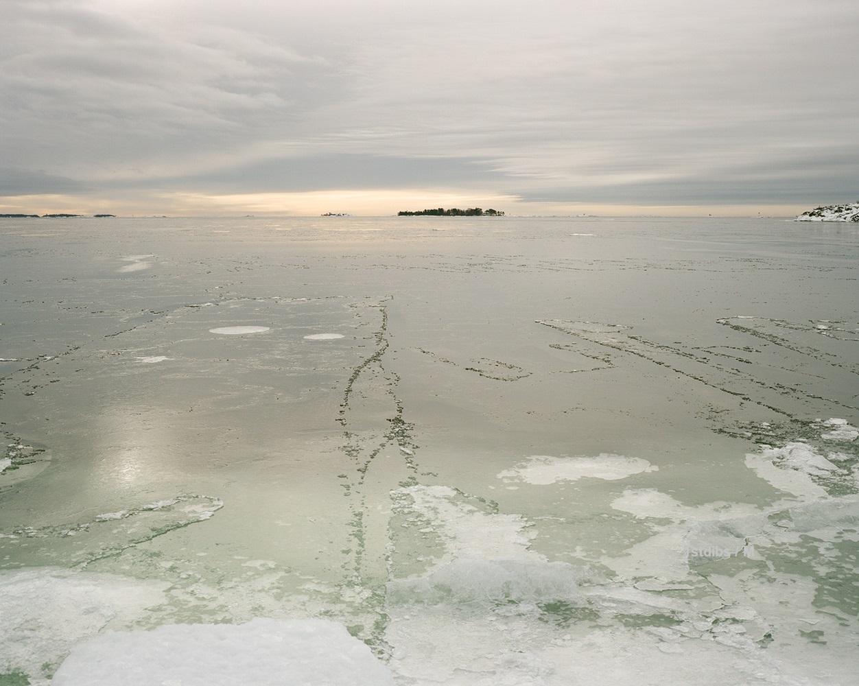 Landscape Photograph de MAE Curates - Serie Fotografía de la Tierra y la Naturaleza - Serie Tranquilidad U2 - Edn de 8