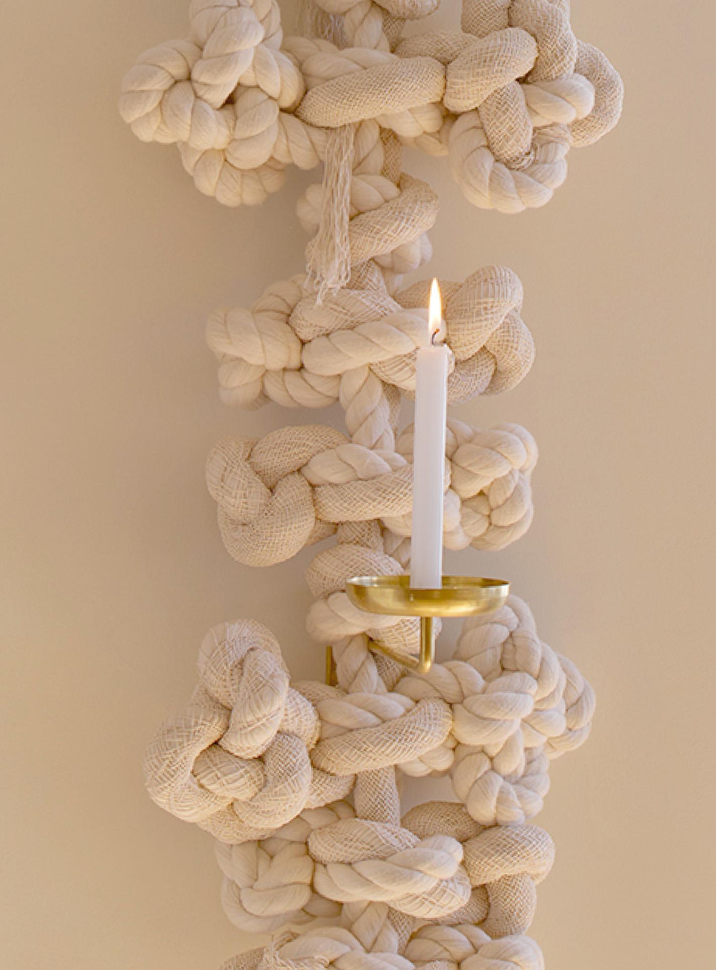 XXIe siècle et contemporain Maeduep ; sept ailes. Applique bougie/encens Backflow en vente