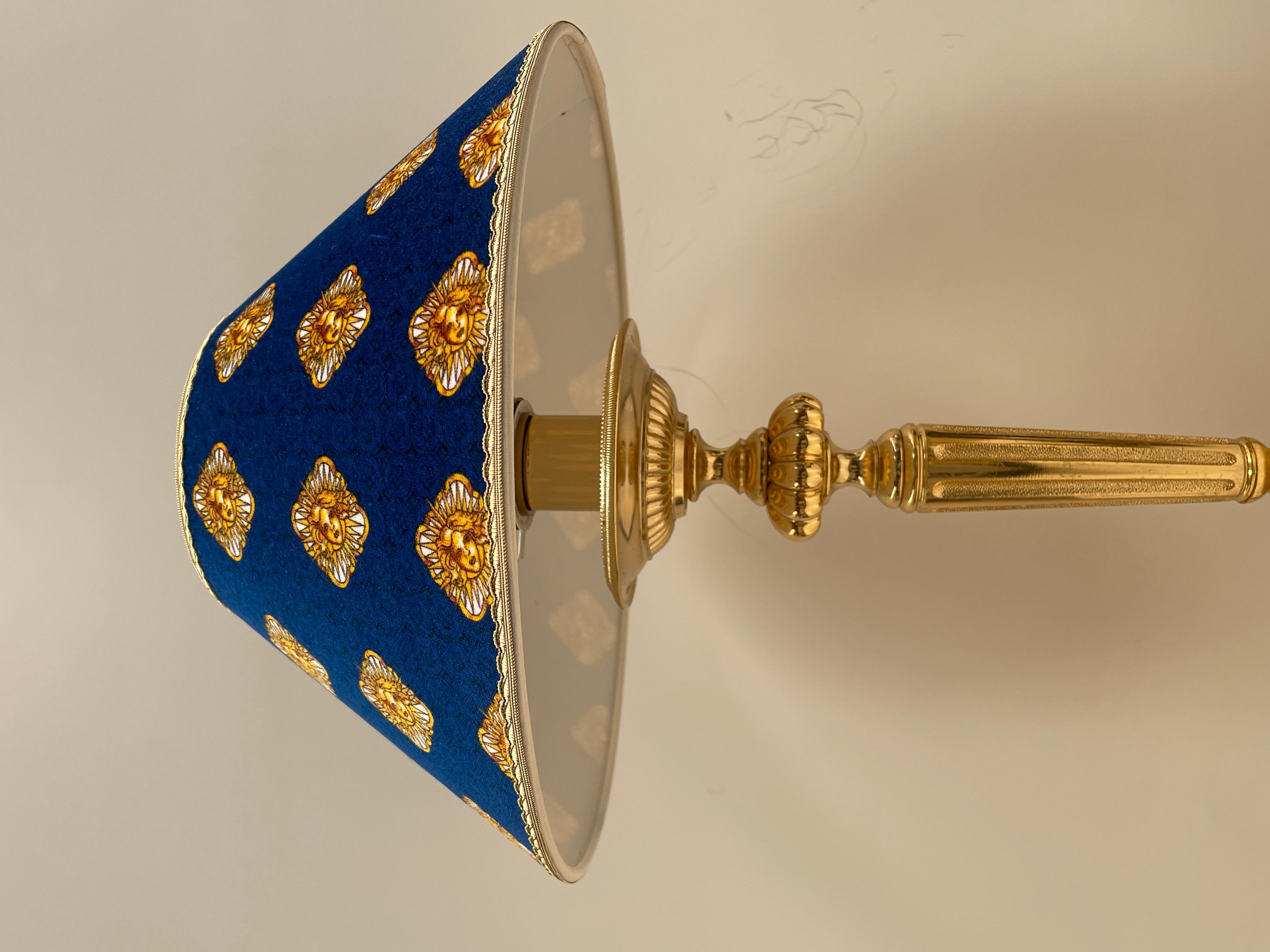 Art Nouveau Maestosa lampada da tavolo versailles in bronzo e marmo, XX secolo in vendita