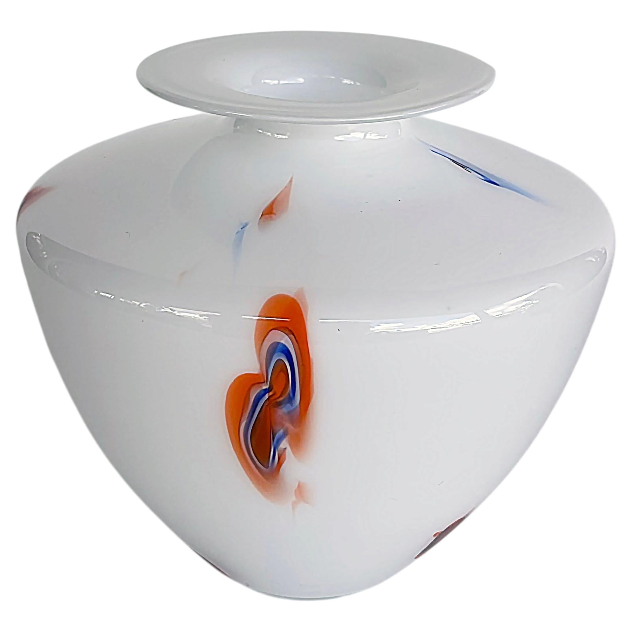 Vaso in vetro di Murano soffiato a bocca di Maestri Vetrai, Italia con Label in vendita