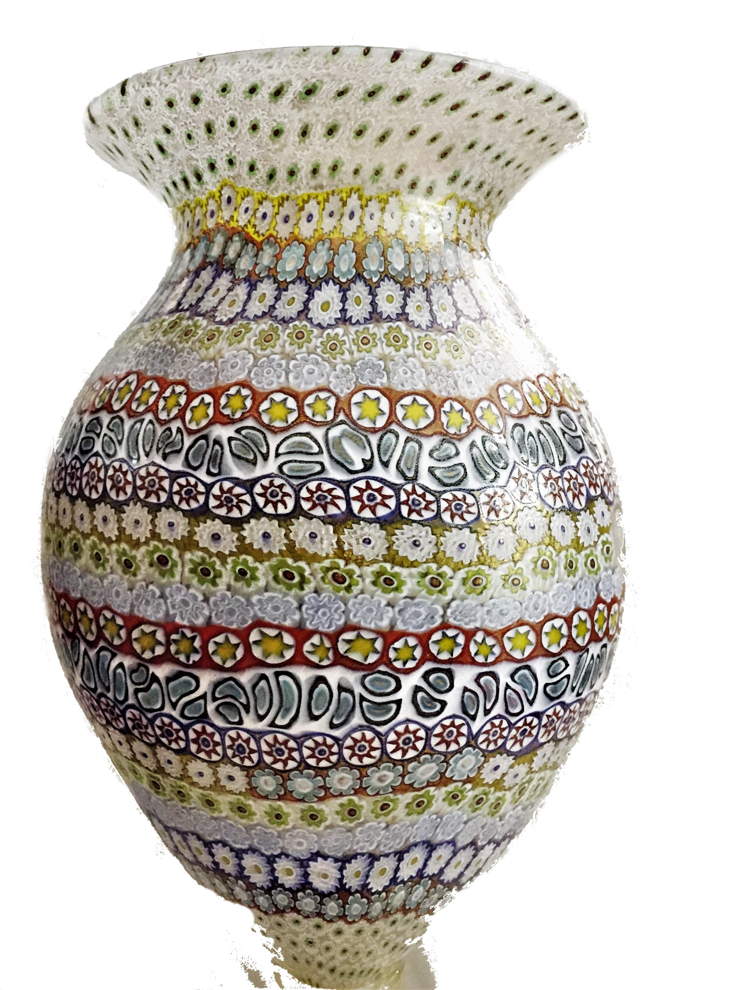 Romain classique Vase en verre d'art de Murano Maestro Imperio Rossi, Millefiori, XXe siècle en vente