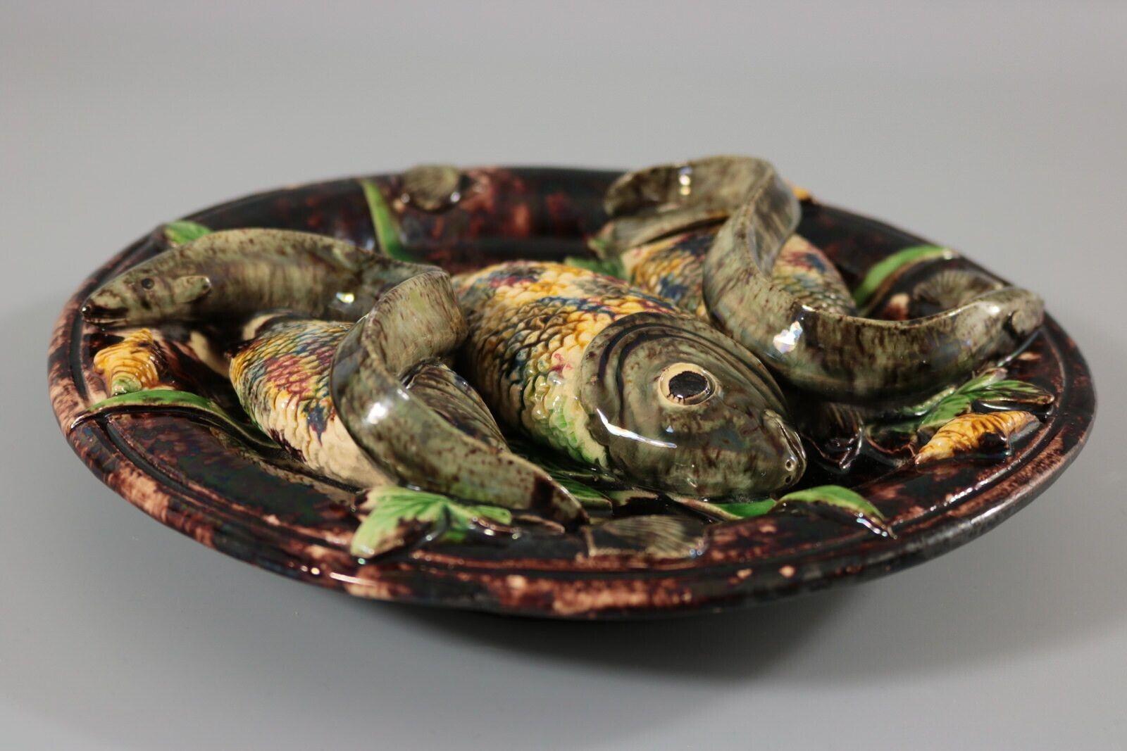 Mafra Palissy Majolica Fishes and Eels Wall Plate In Good Condition For Sale In Chelmsford, Essex