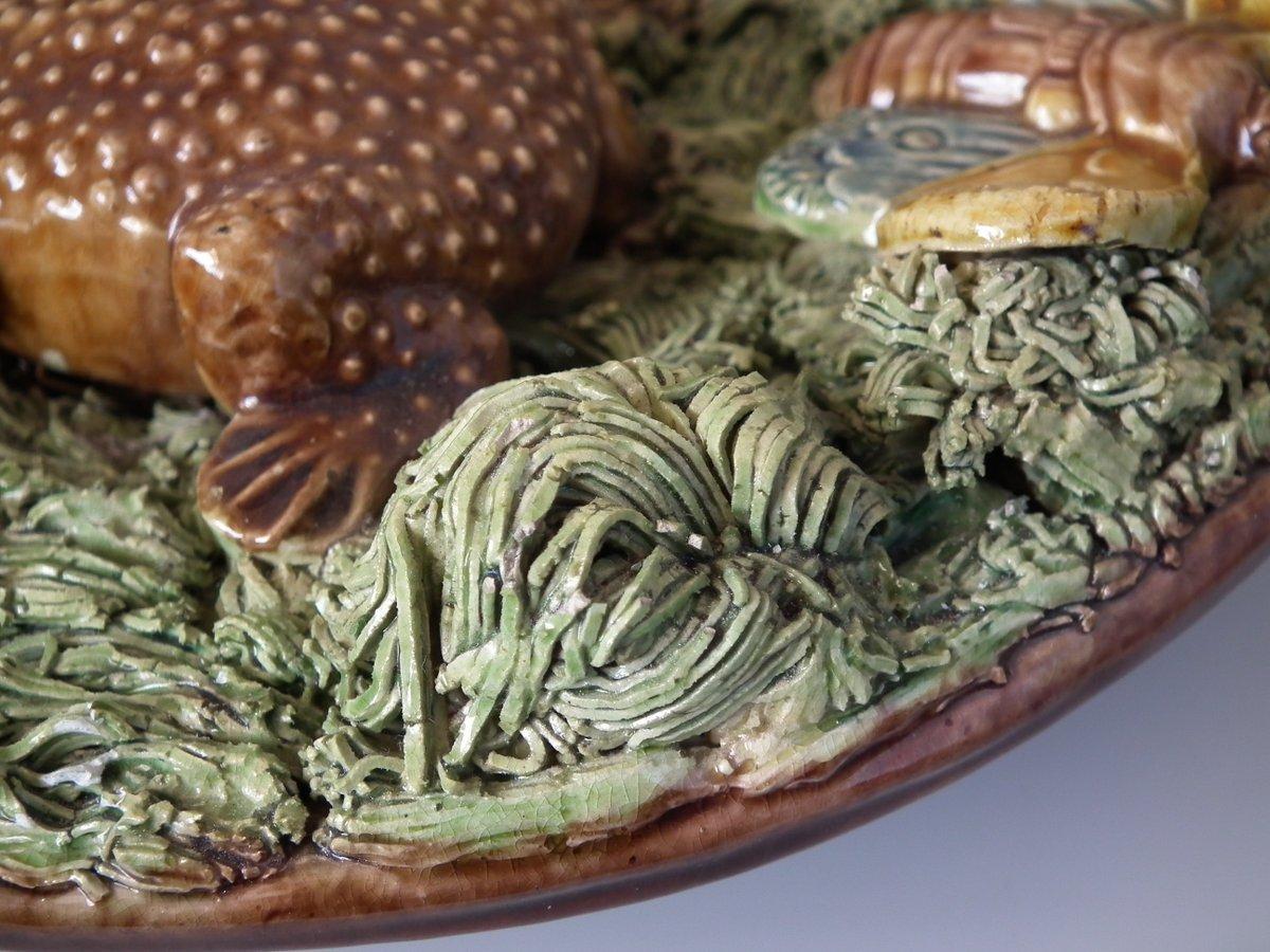 Mafra Palissy Majolica Toads Plate In Good Condition In Chelmsford, Essex