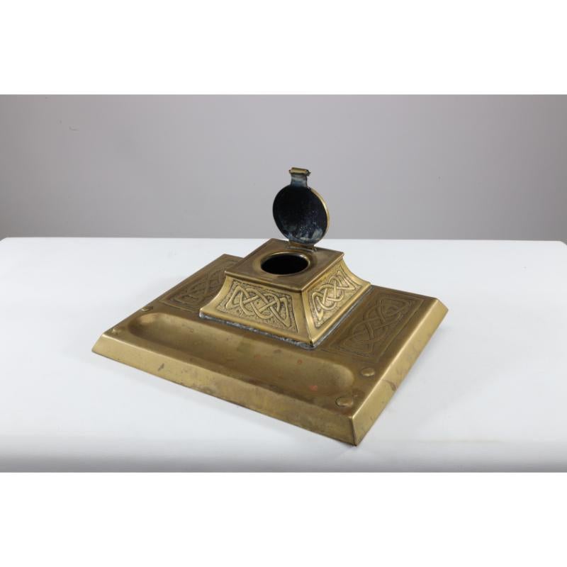 Arts and Crafts Margaret Gilmour School. An Arts & Crafts brass inkwell with Celtic interlacing. For Sale