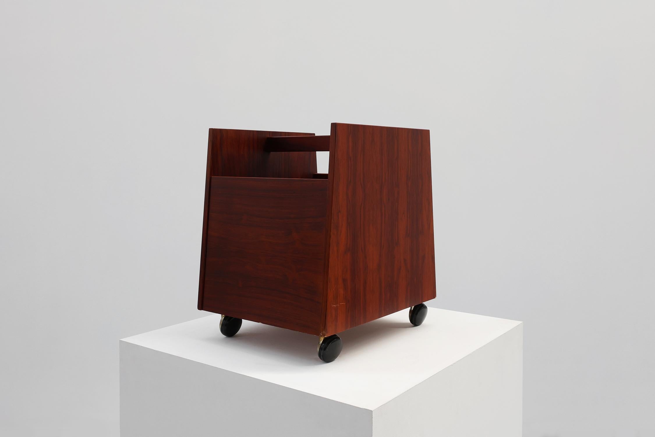 Norvegese Portariviste LP Caddy Rack di Rolf Hesland per Bruksbo, Norvegia anni '70 in vendita