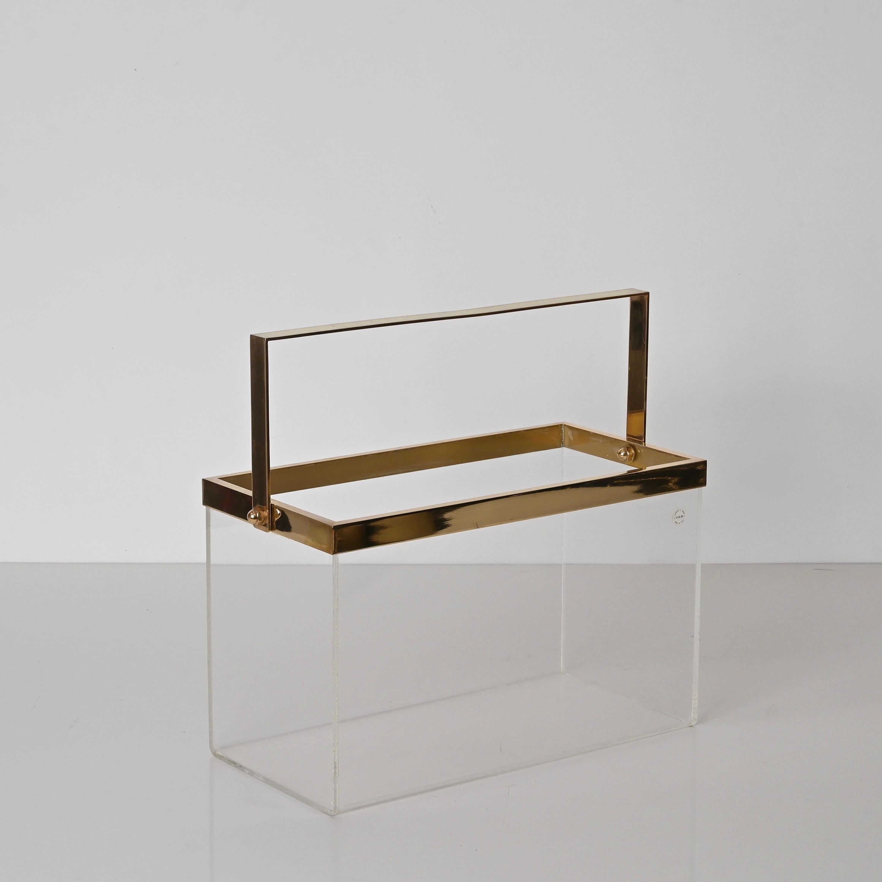 Hand-Crafted Magazine or Bottle Rack in Lucite and Brass, Italian Design 1970s, Romeo Rega For Sale