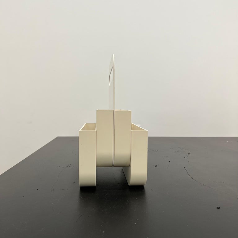 Magazine Rack by Olaf Von Bohr for Kartell, 1970s For Sale at 1stDibs